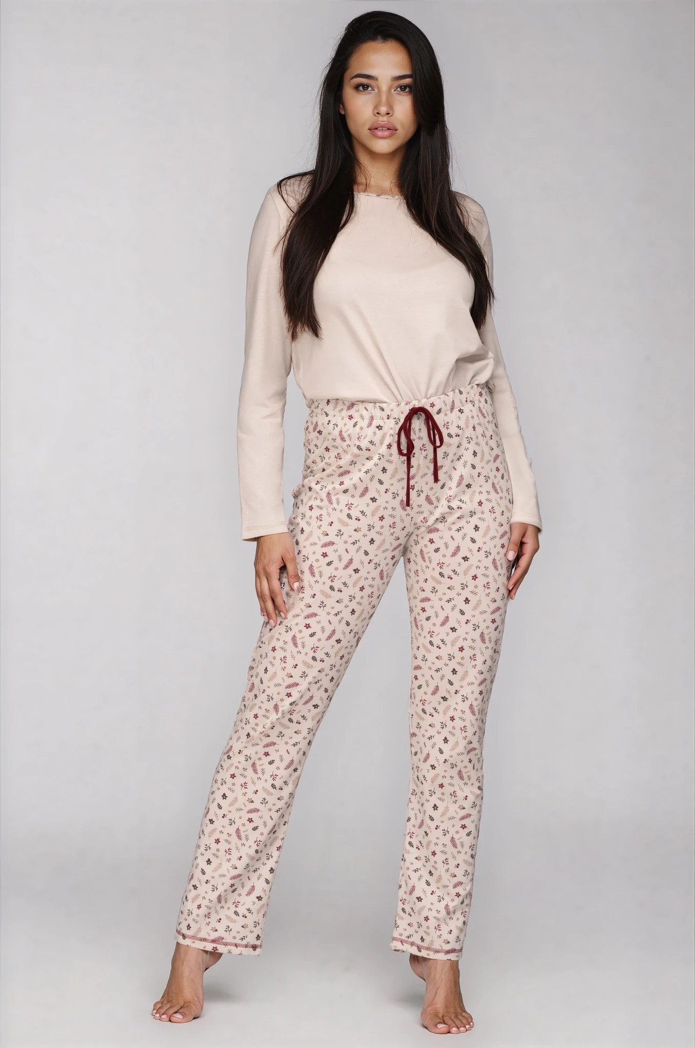 Mademoiselle Sommeil Pyjama Damen Schlafanzug mit Creme Langarmshirt & florale Hose 100% Baumwolle, Rundhals, hergestellt in Polen