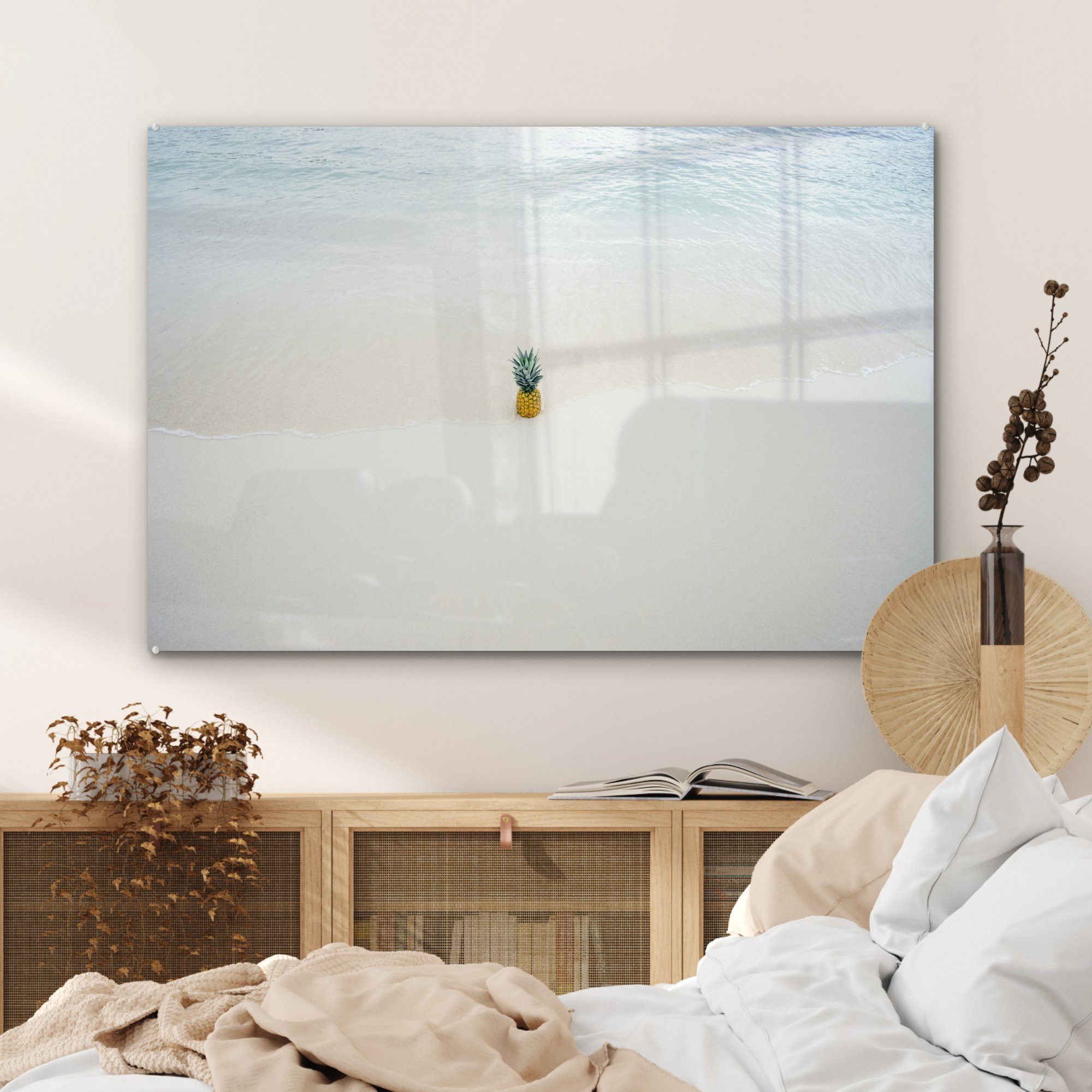 Wohnzimmer (1 Wasser Acrylglasbild - MuchoWow - St), Schlafzimmer Sand, & Ananas Acrylglasbilder