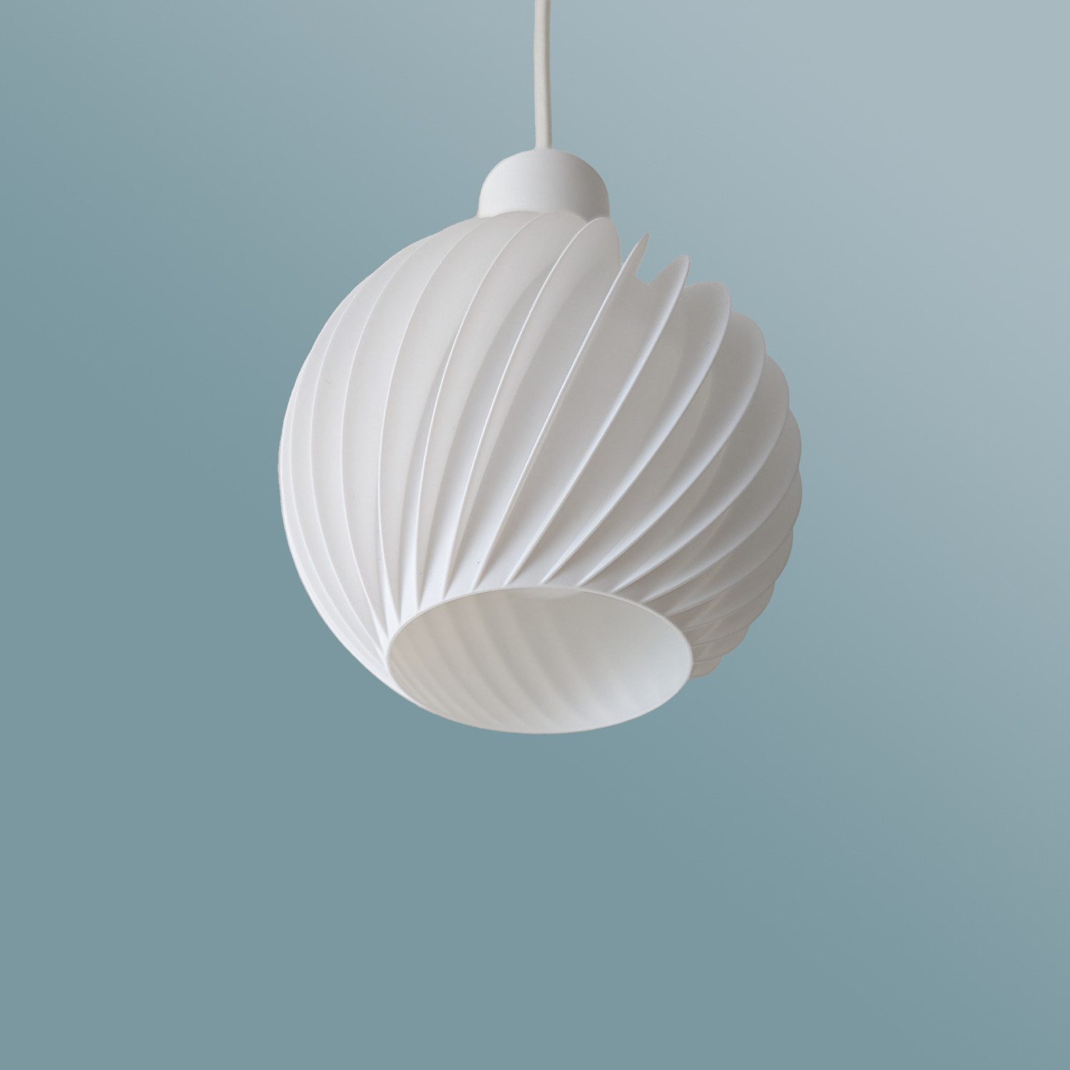 Shapes - Decorations LED Pendelleuchte Shapes - Decorations: Ball Twist by Martin Žampach, Leuchte, ohne Leuchtmittel, E27