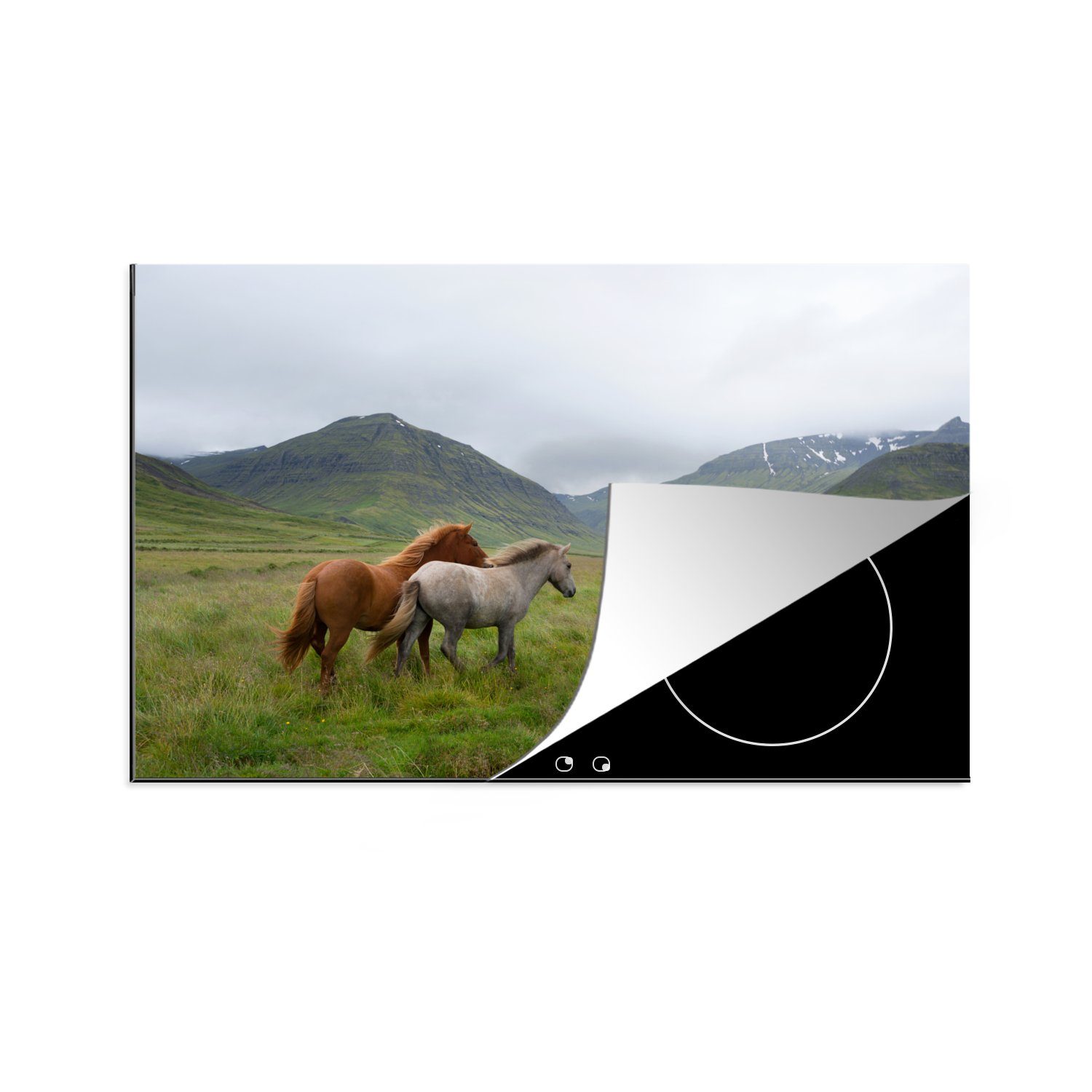 Schutz Berge, Herdblende-/Abdeckplatte - MuchoWow 81x52 küche, Vinyl, - für Gras die (1 Induktionskochfeld tlg), Pferde cm, Ceranfeldabdeckung