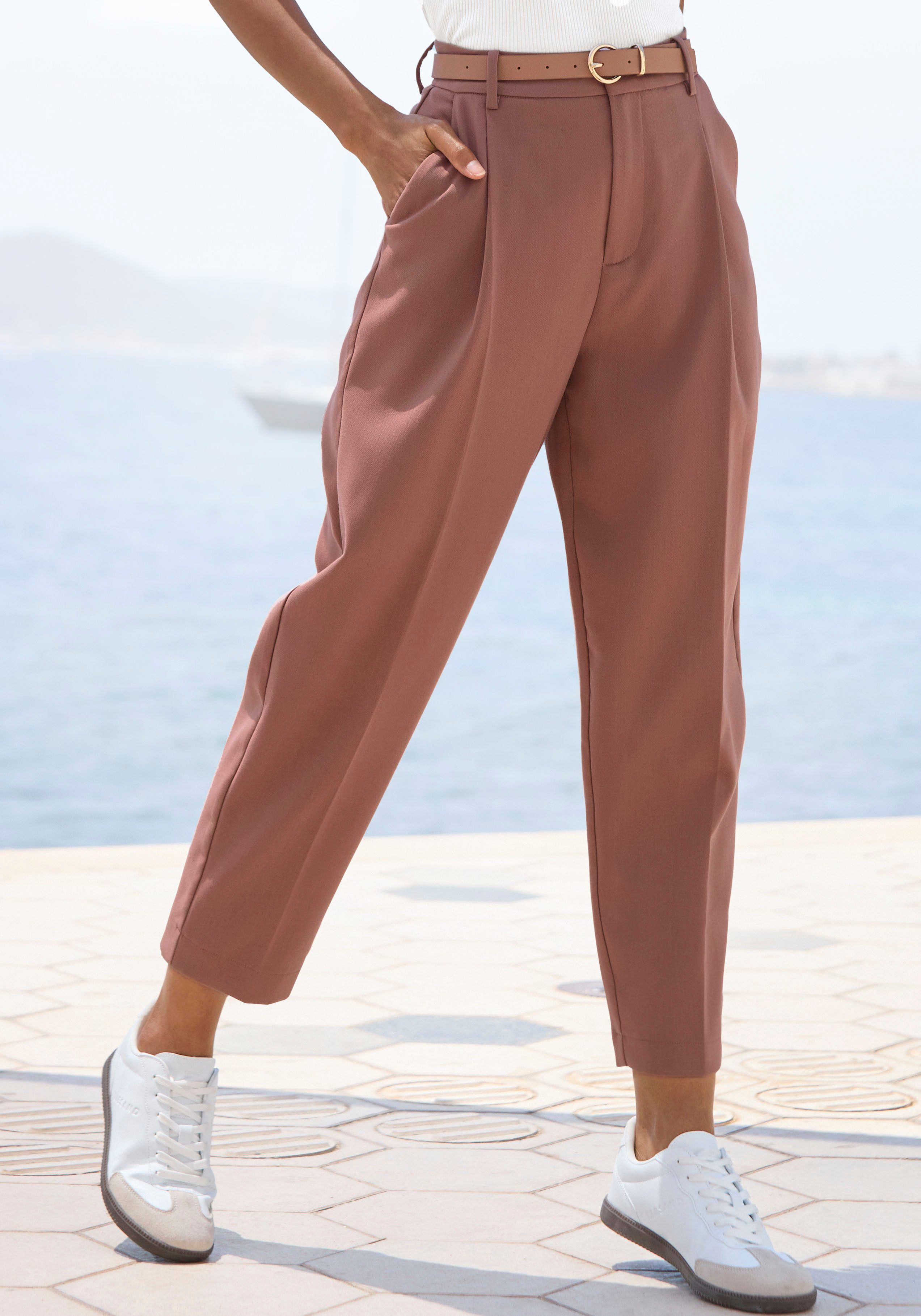 LASCANA Bundfaltenhose (mit Gürtel) mit Gürtel, in modischer Barrel-Form günstig online kaufen