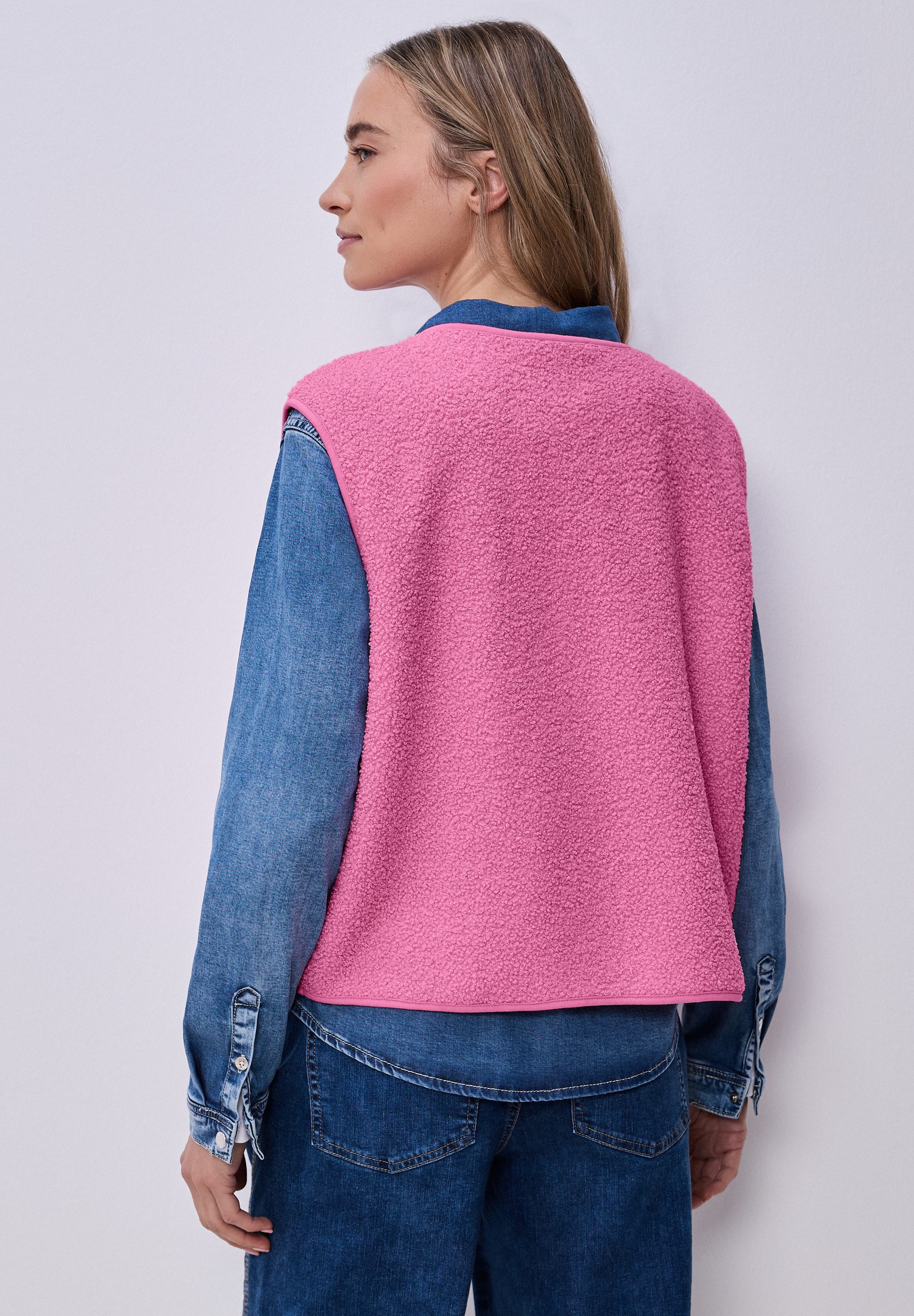 STREET ONE Plüschweste mit V-Neck aus Teddy-Material