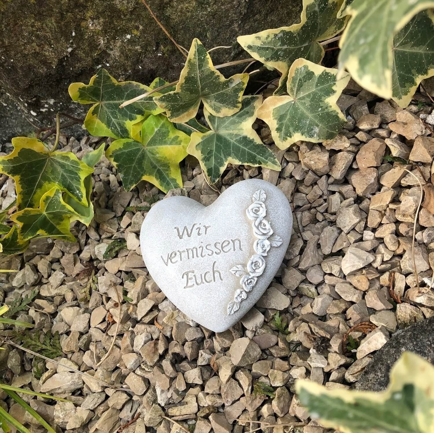 Radami Gartenfigur Grabherz "Wir vermissen Euch" Gedenkstein 10cm günstig online kaufen