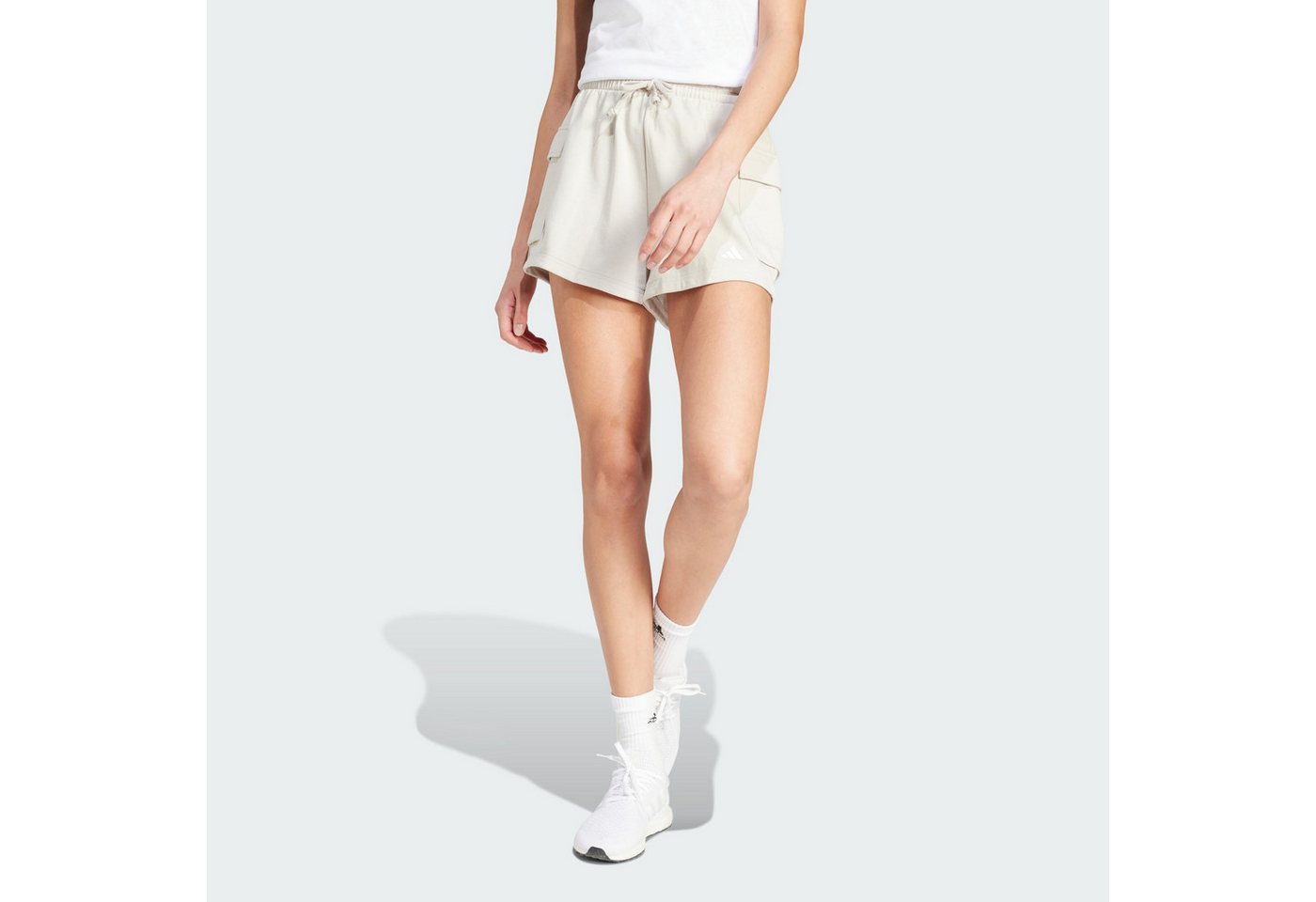 adidas Sportswear Shorts ESSENTIALS SMALL LOGO FRENCH TERRY CARGOSHORTS (1-tlg)