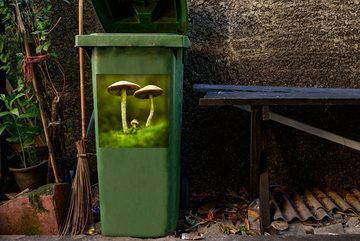 MuchoWow Wandsticker Zwei große und ein kleiner Pilz (1 St), Mülleimer-aufkleber, Mülltonne, Sticker, Container, Abfalbehälter