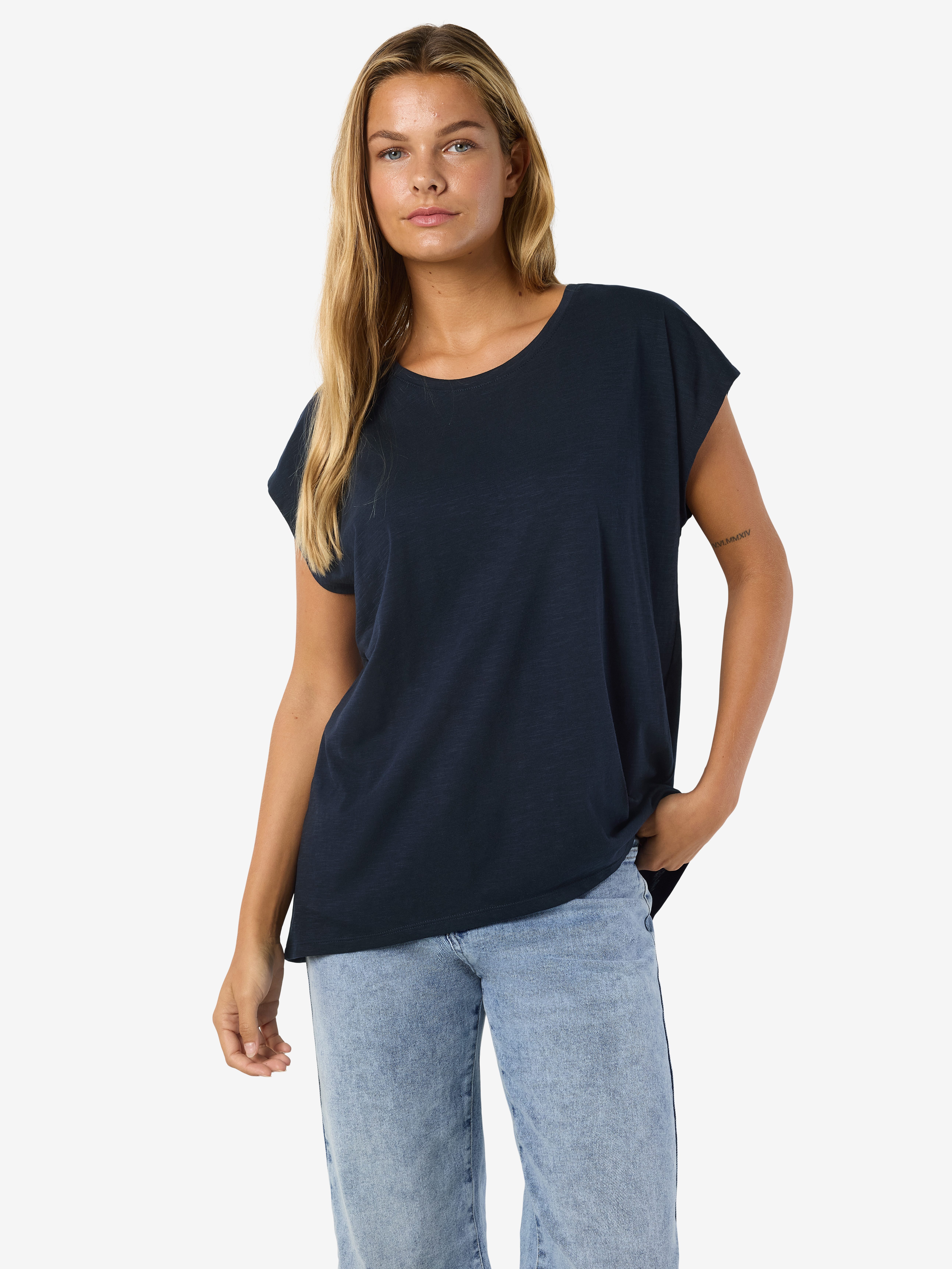Noisy may Kurzarmshirt NMMATHILDE S/S LOOSE LONG TOP NOOS Baumwollmischung, relaxed fit