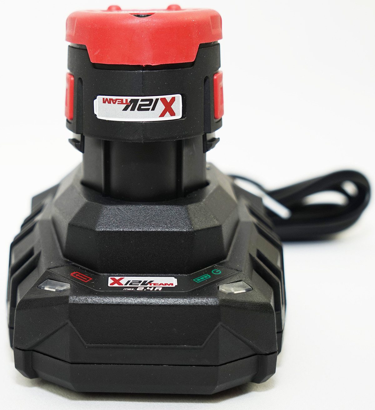 Parkside 12V Akku PAPK 12 A4, 2Ah und Ladegerät PLGK 12 A3, 2,4A, X12 Serie Akku-Set PAPK 12 A4 / PLGK 12 A3 (12 V), Cell Balancing – längere Akku-Laufzeit, erhöhte Akku-Lebensdauer