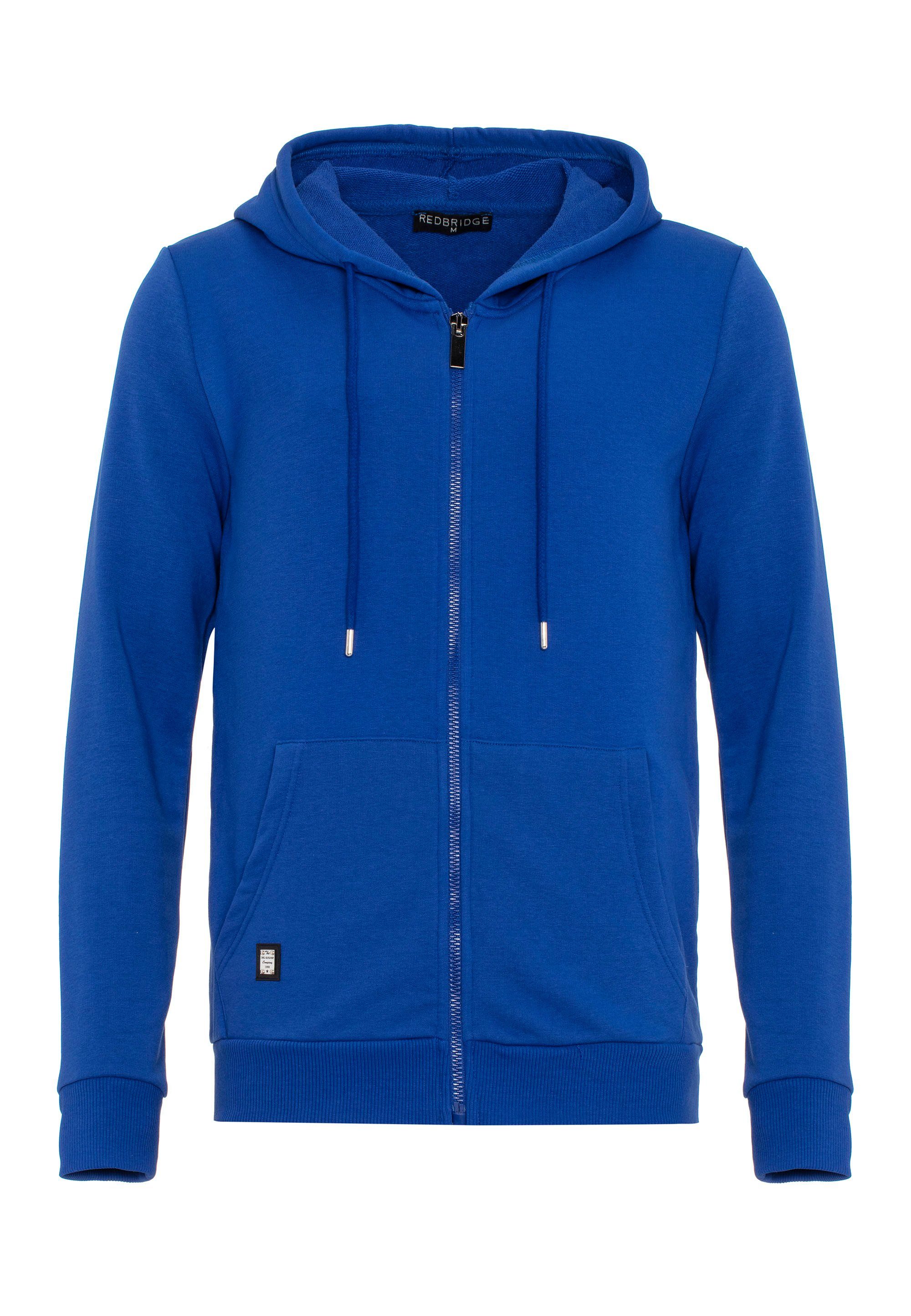 vielseitig, mit Sweater Kapuzensweatjacke Saxeblau RedBridge modisch Logopatch Premium