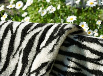 Wolldecke Doppel-Wolldecke Zebra 100% Schurwolle von Schafen der Deich- und Küstenlandschaften, Wohnen und Accessoires GmbH & Co. KG, Zebra Optik