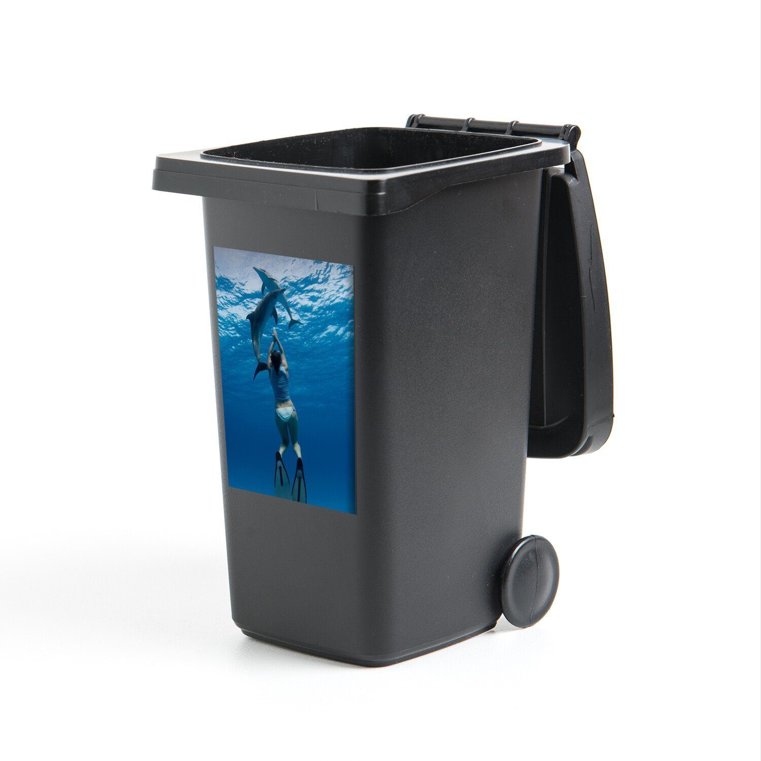 MuchoWow Wandsticker Delphin - Tauchen - Wasser (1 St), Mülleimer-aufkleber, Mülltonne, Sticker, Container, Abfalbehälter