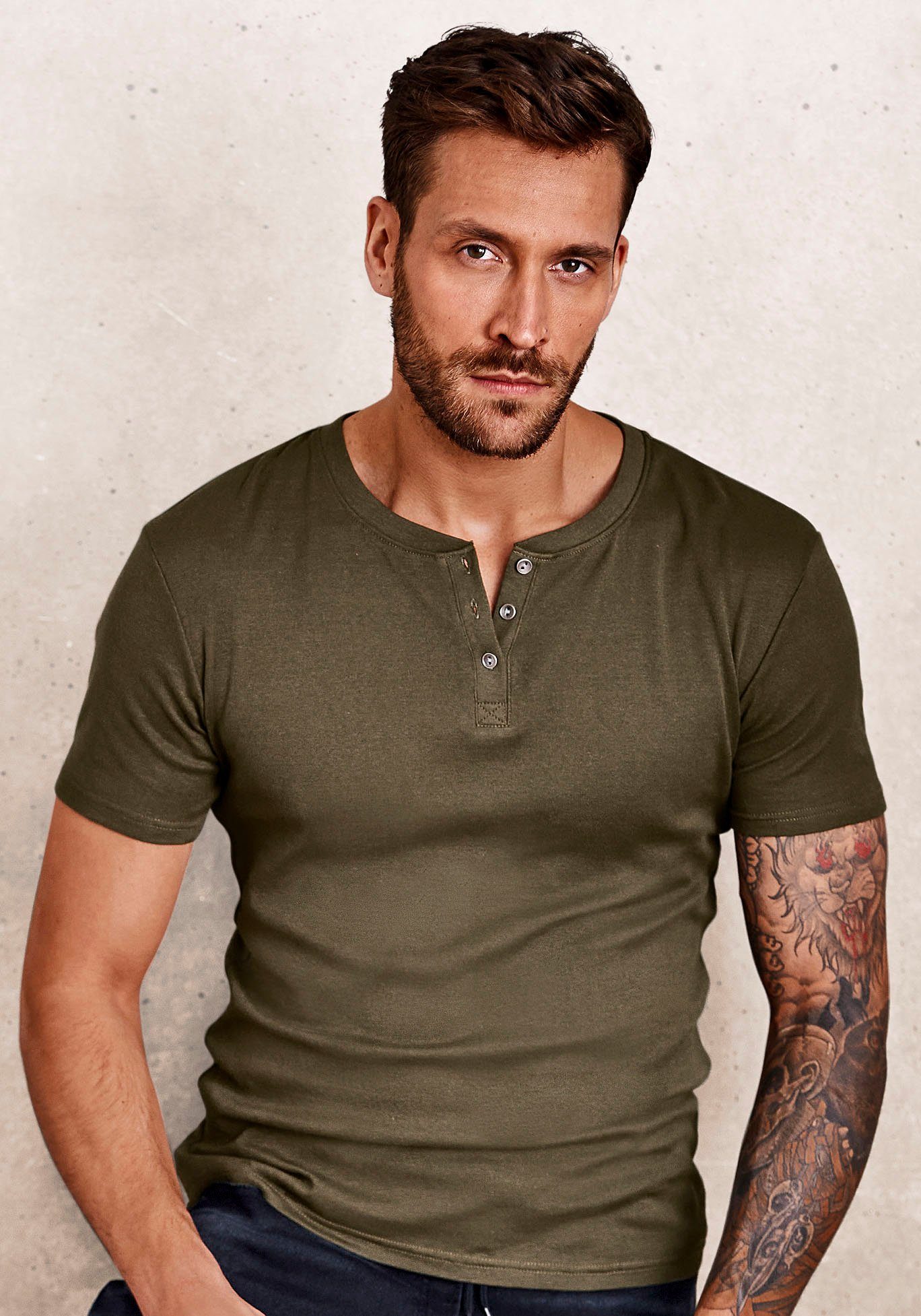 aufwendiger T-Shirt perfekt als (Packung) H.I.S Unterziehshirt mit khaki Knopfleiste