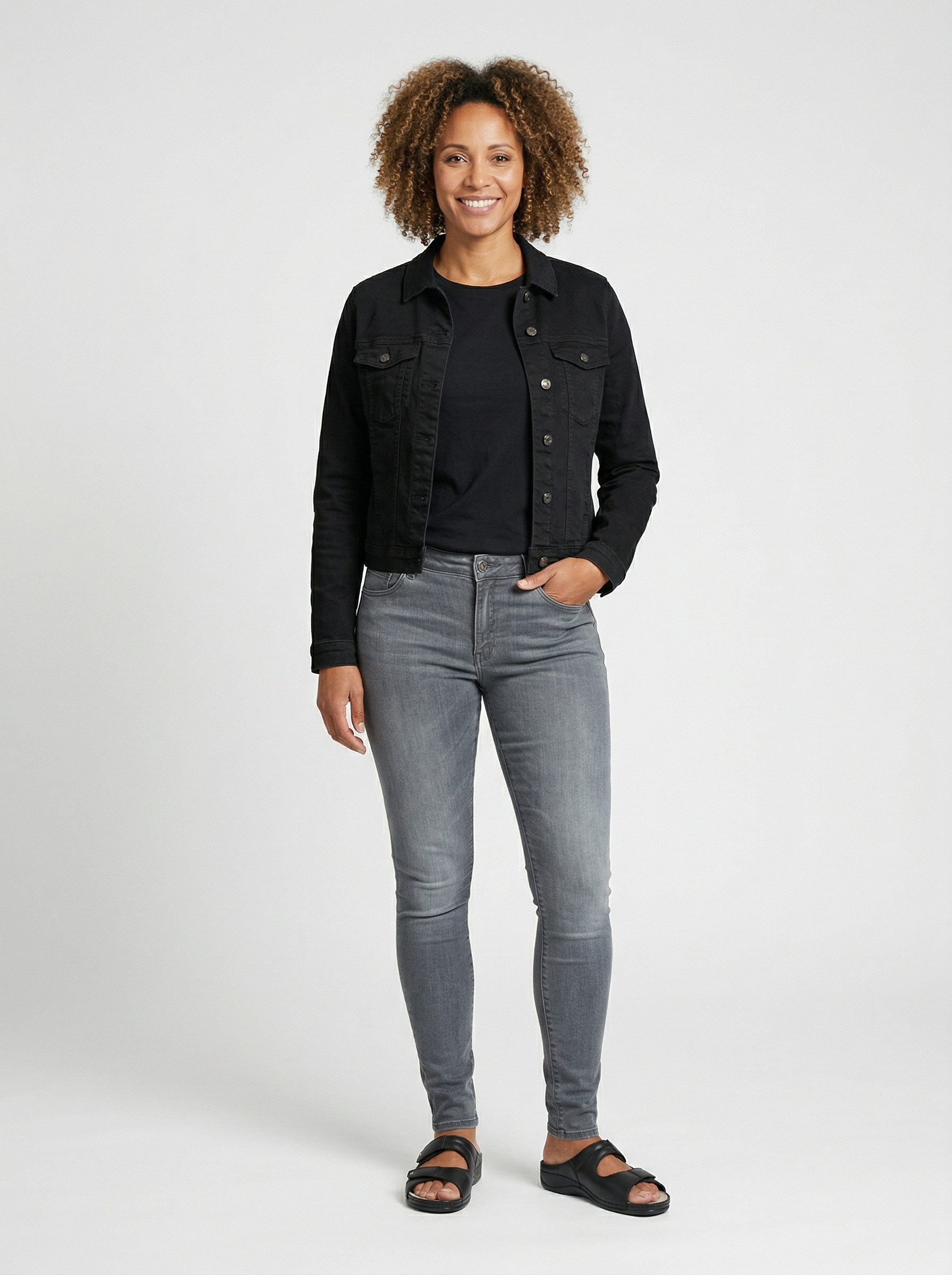 Zum Outfit 9