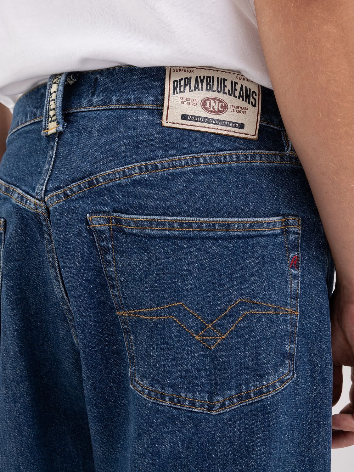 Replay Straight-Jeans M9Z1 9Zero1 90´s Straight Fit mit Washed-Look