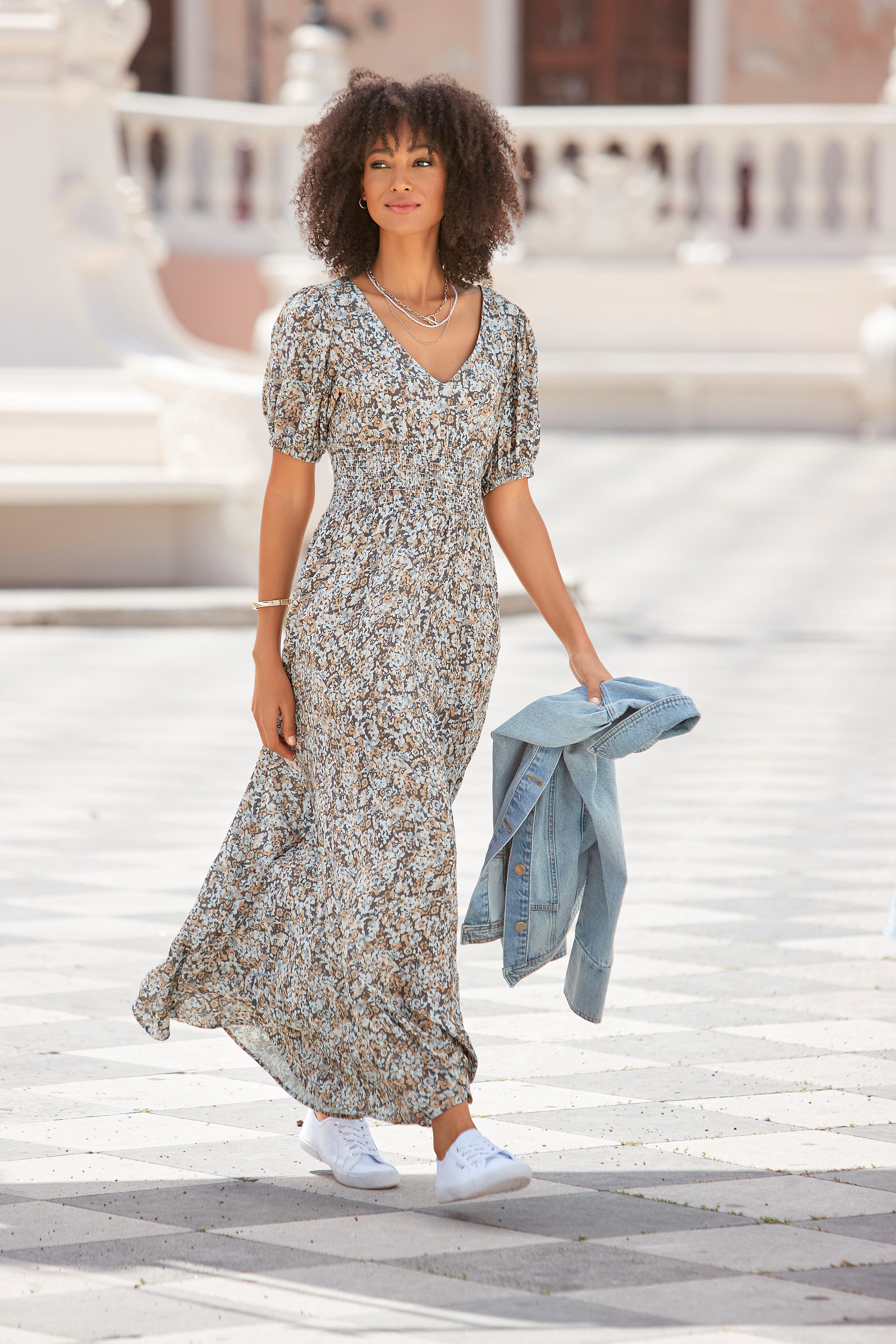 Vivance Maxikleid mit Blümchendruck und V-Ausschnitt luftiges Sommerkleid, langes Webkleid, Druckkleid
