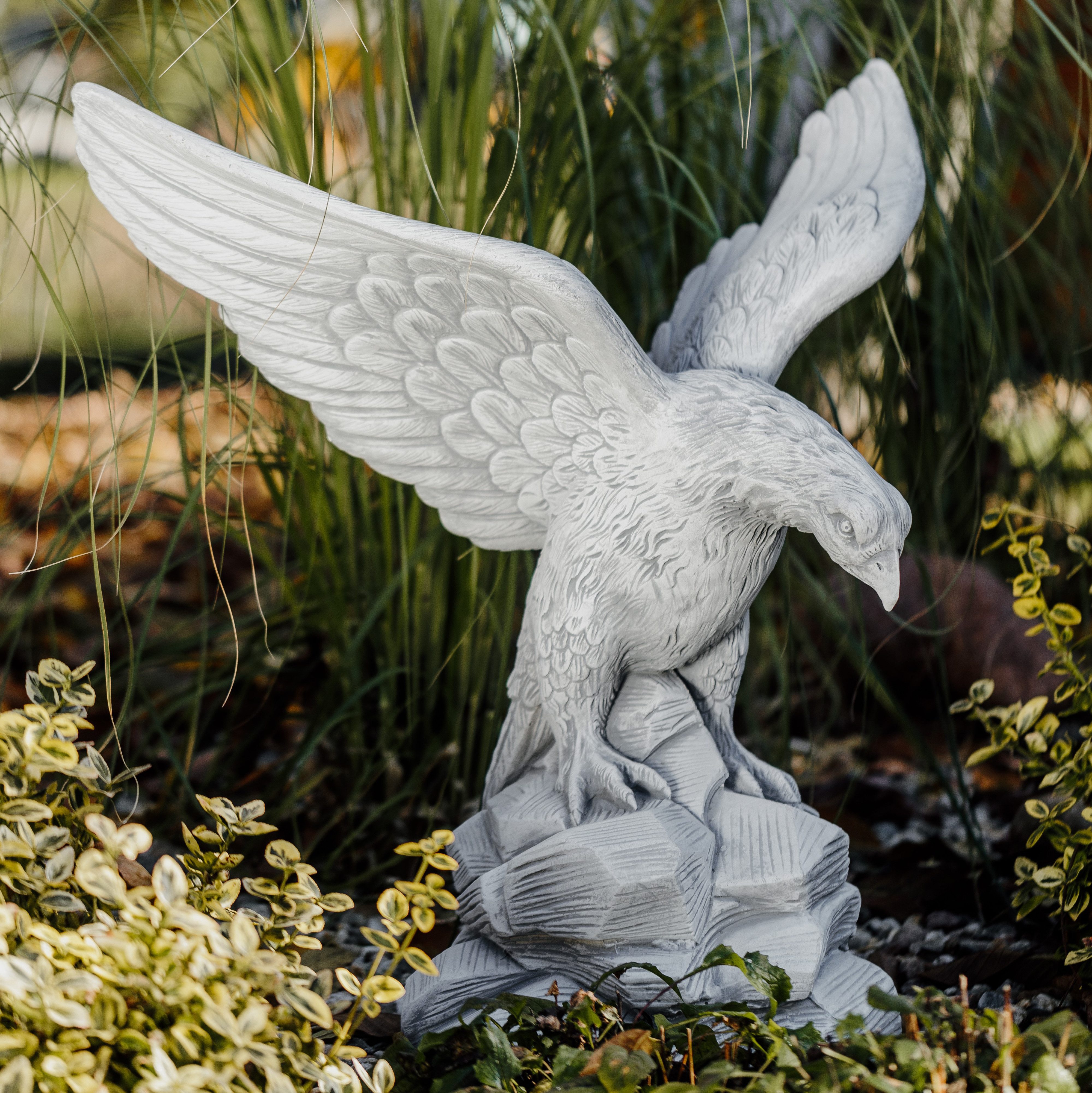 Gartenfigur Großer Steinadler, Adler Statue, Steinfigur, H. 82 cm, 75 kg