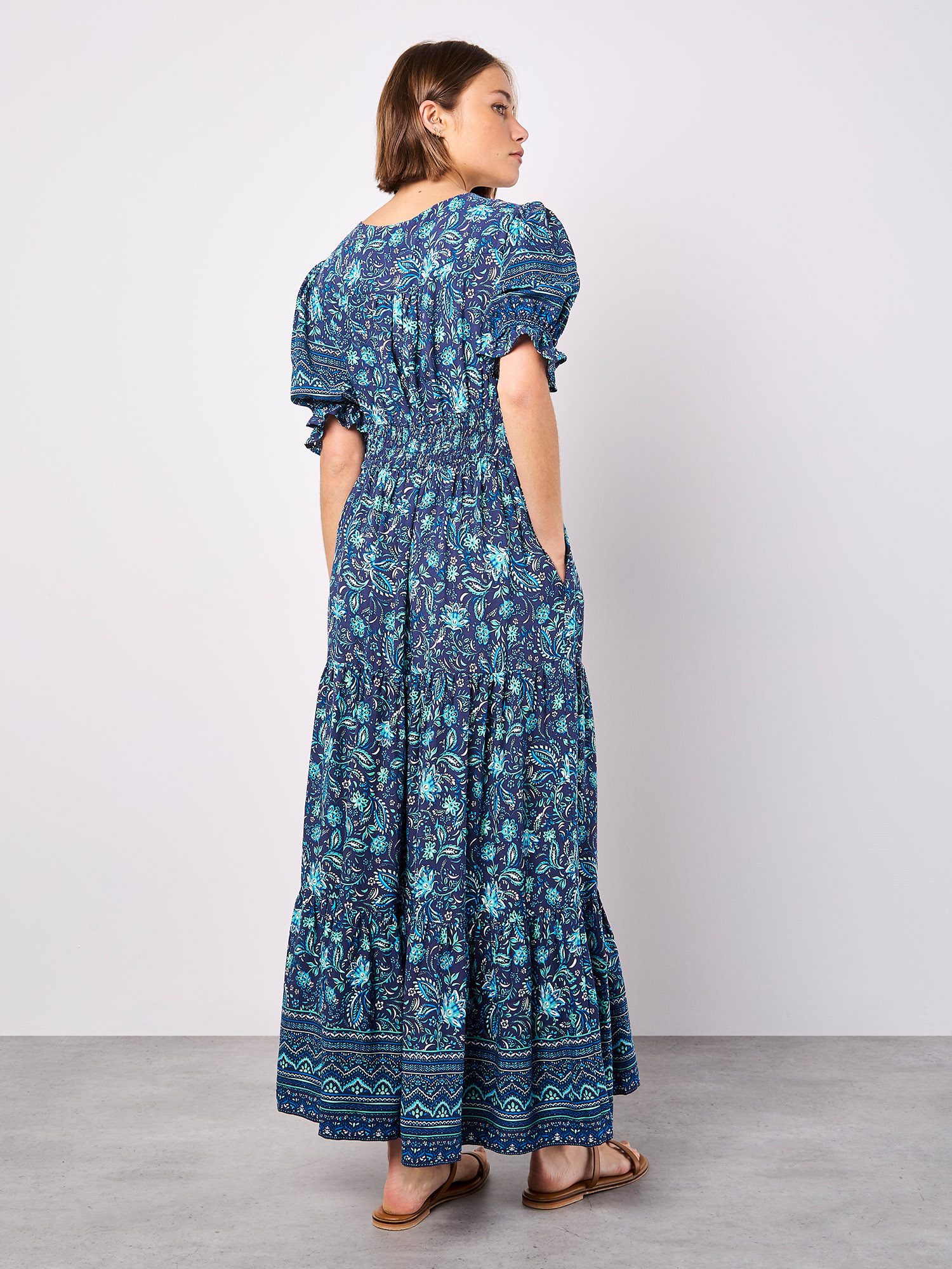 Apricot Maxikleid Sarasa Maxikleid mit Blumenmuster