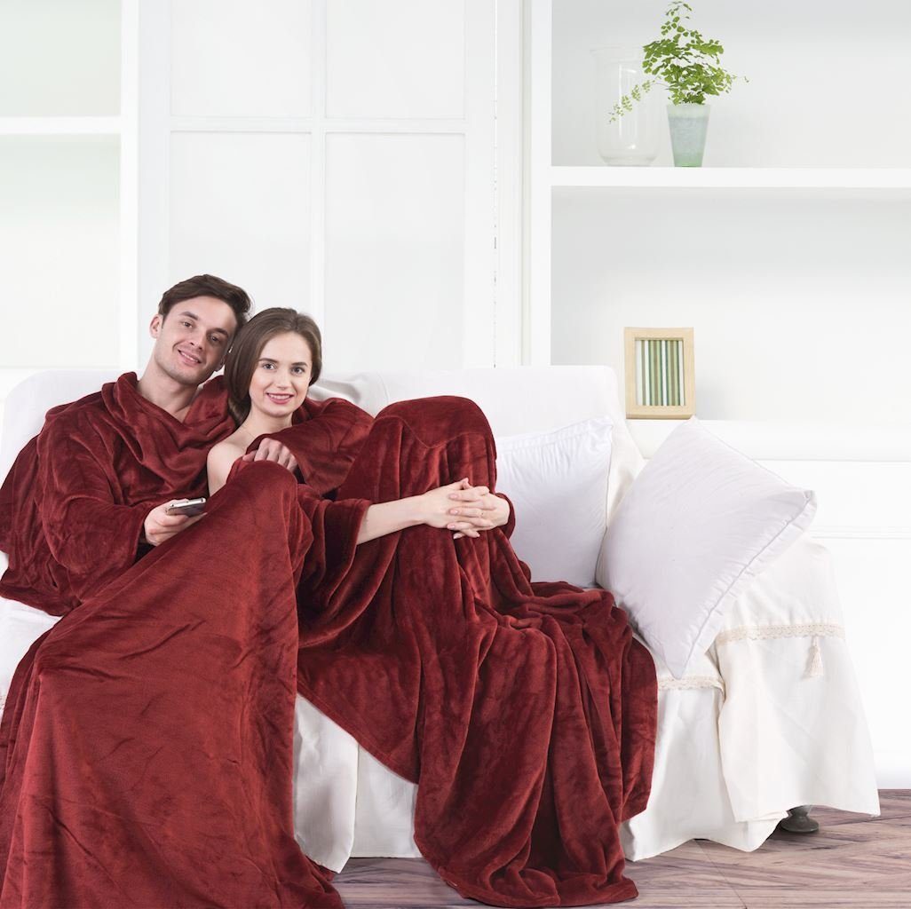 Kuscheldecke Blanket red mit TV Ärmeldecke Lazy Tragbare DecoKing, und - Ärmeln Taschen, dark Tagesdecke aufgenähten