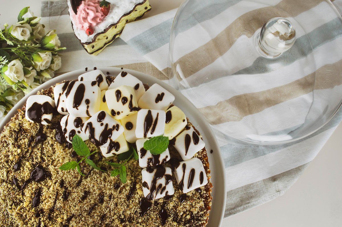 Sendez Tortenplatte Glasglocke Kuchenglocke Käseglocke Fuß aus Porzellan Kuchenplatte