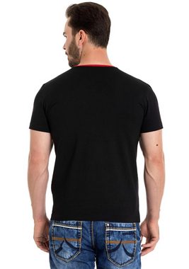 Cipo & Baxx V-Shirt mit Markenlabel in Samt-Optik
