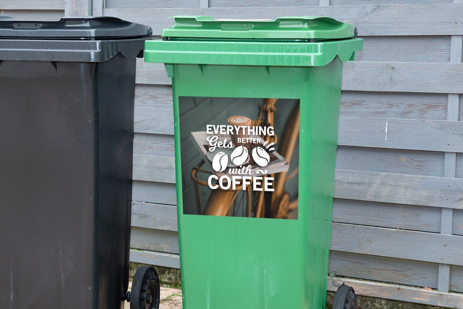 Zitate - Mülltonne, (1 Kaffee alles - wird Mülleimer-aufkleber, Mit Abfalbehälter St), Container, besser - Sticker, Wandsticker MuchoWow Sprichwörter Kaffee