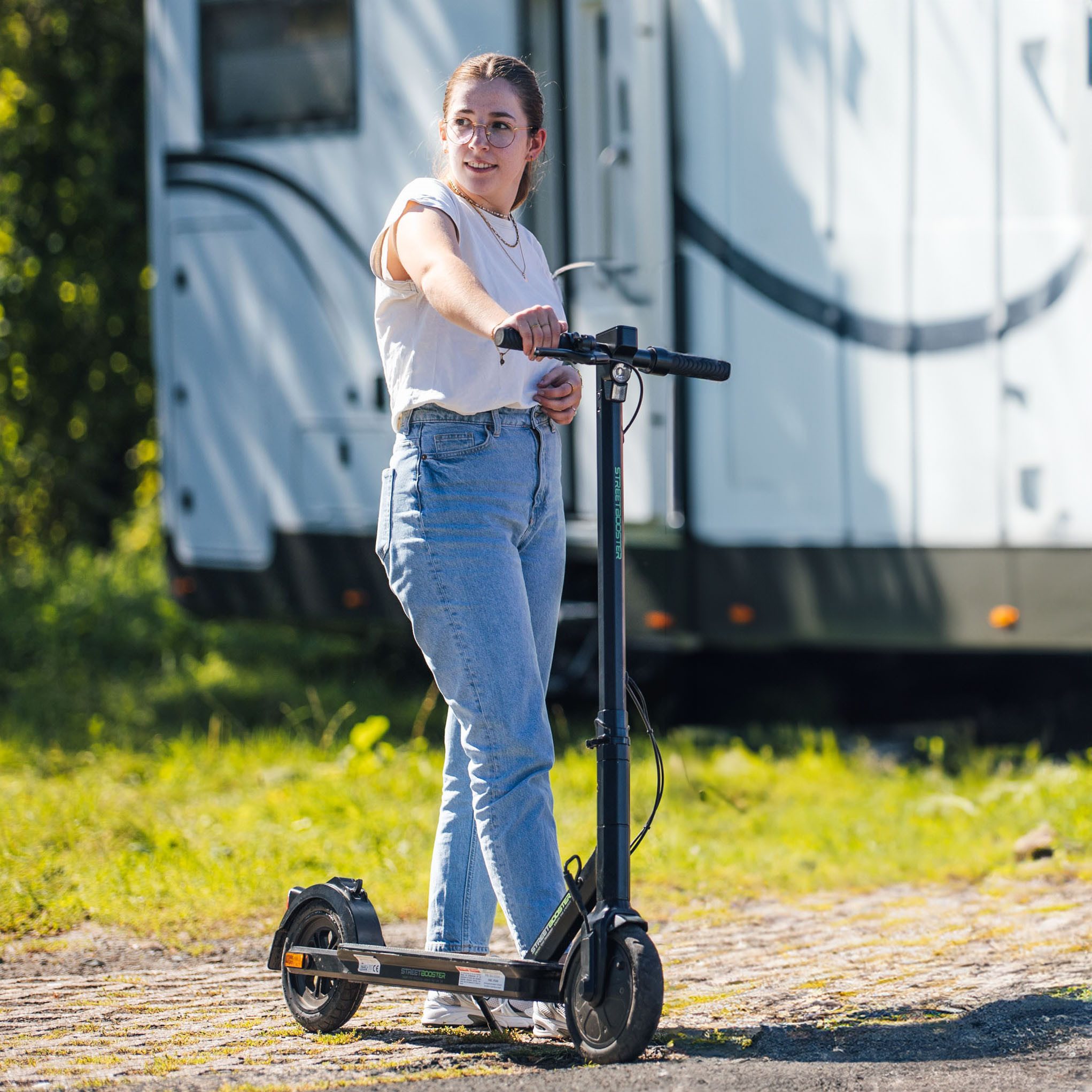 STREETBOOSTER E-Scooter One, 350 W, 22 km/h, Straßenzulassung, klappbar, 7 Jahre Ersatzteile, Service