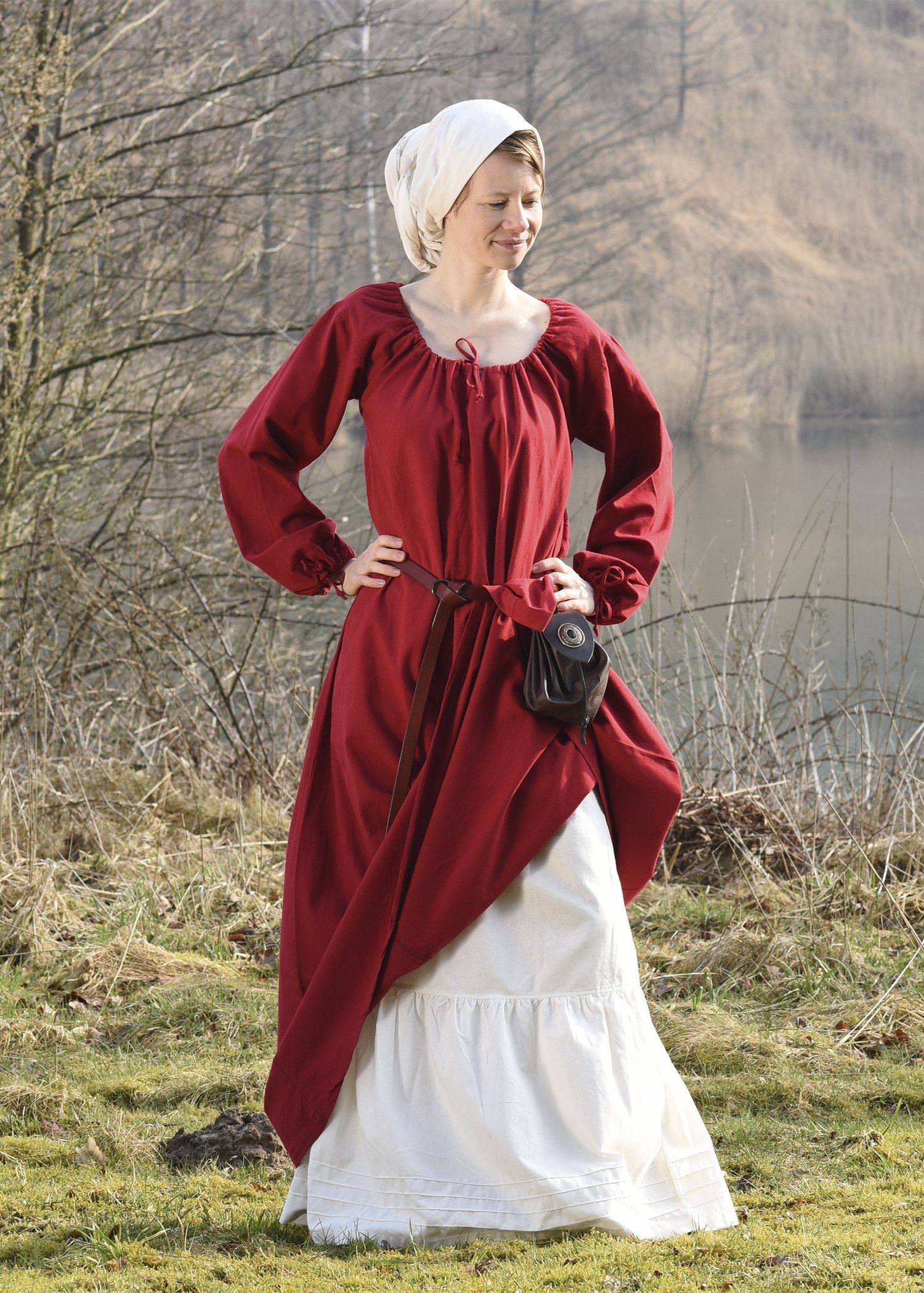Battle Merchant Ritter-Kostüm Mittelalterkleid, Unterkleid Ana, rot