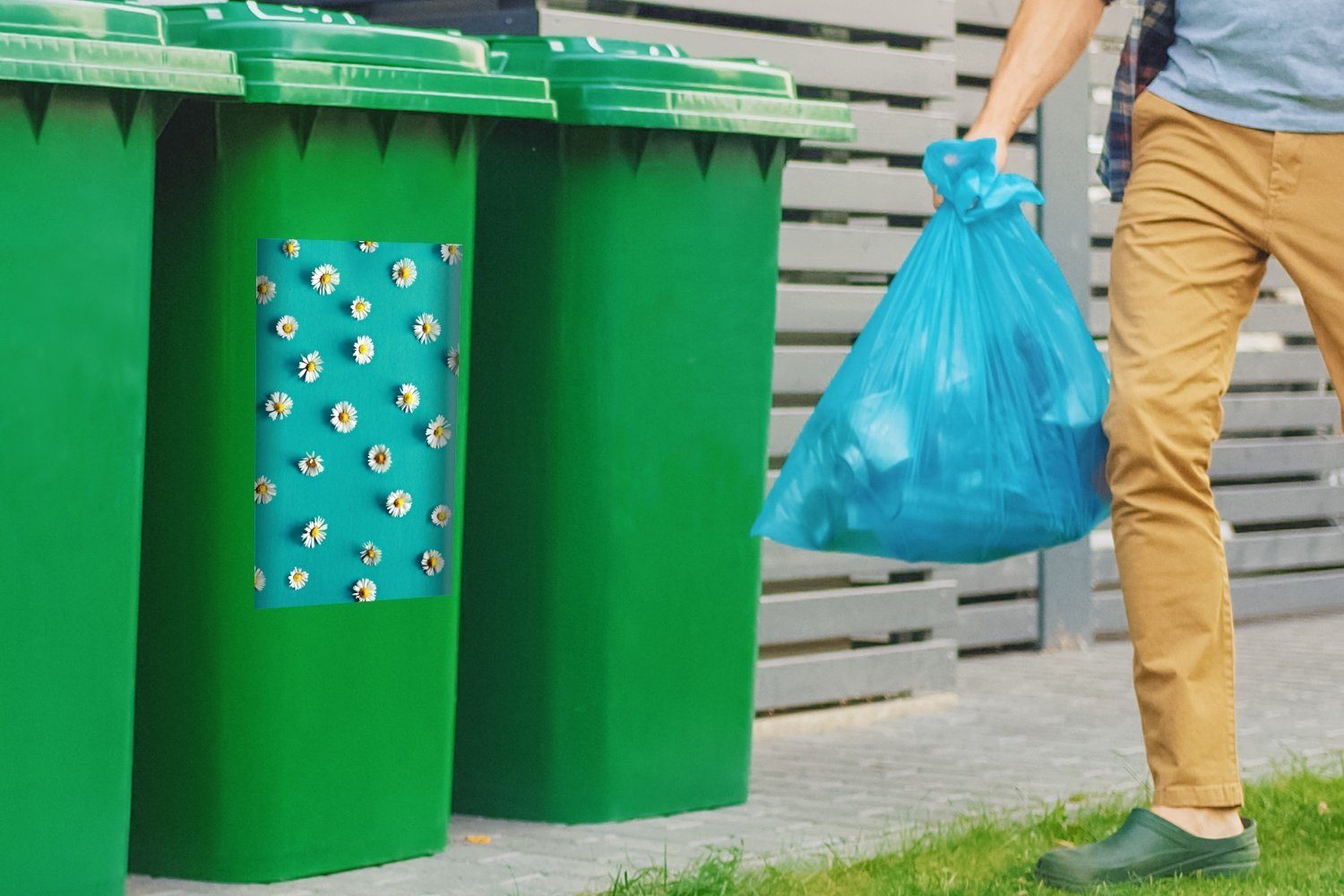 Gänseblümchen Mülleimer-aufkleber, (1 Container, auf Sticker, MuchoWow Wandsticker Mülltonne, St), Blau Abfalbehälter