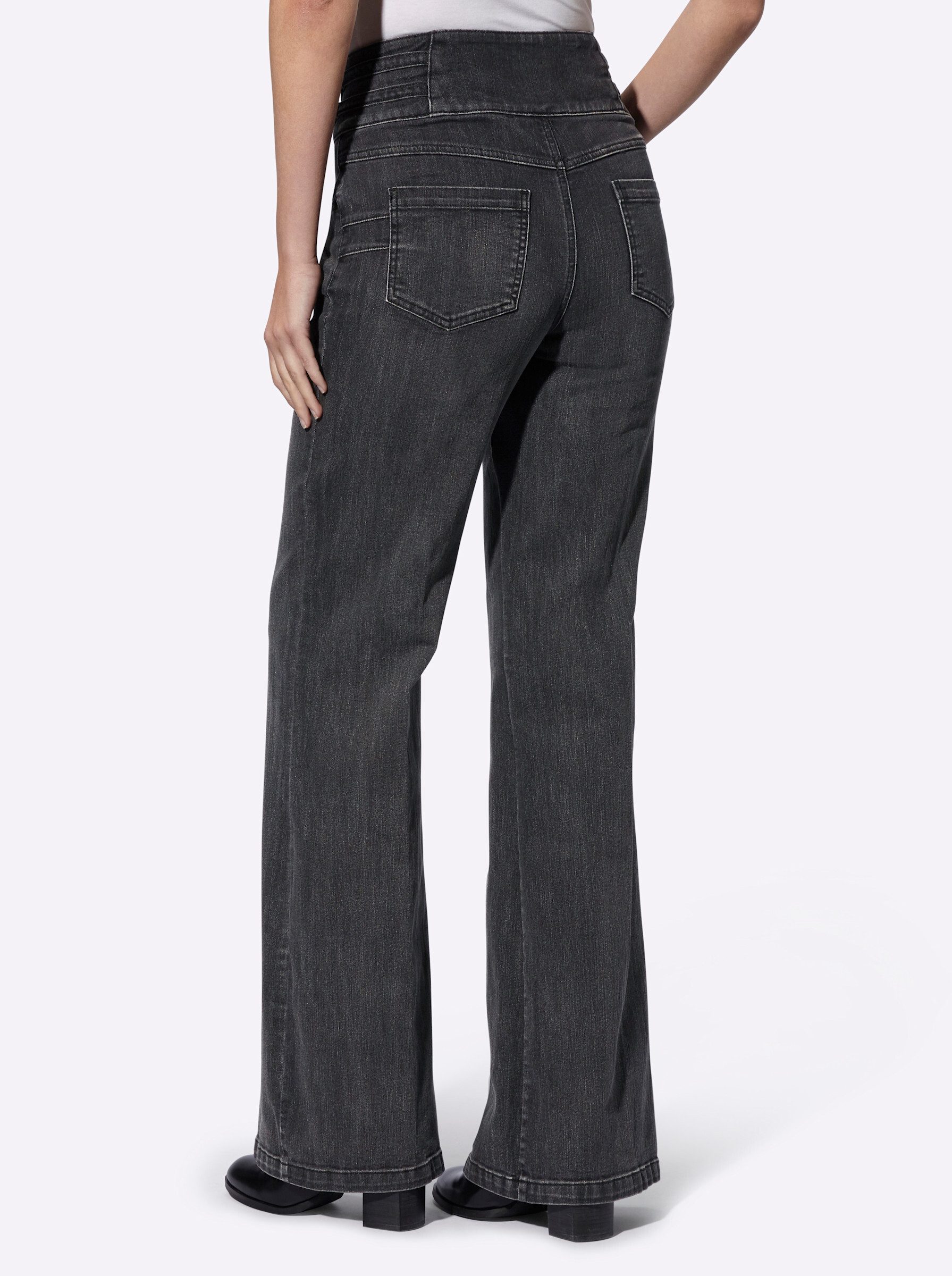 heine Bequeme Jeans Bootcut-Jeans erhöht
