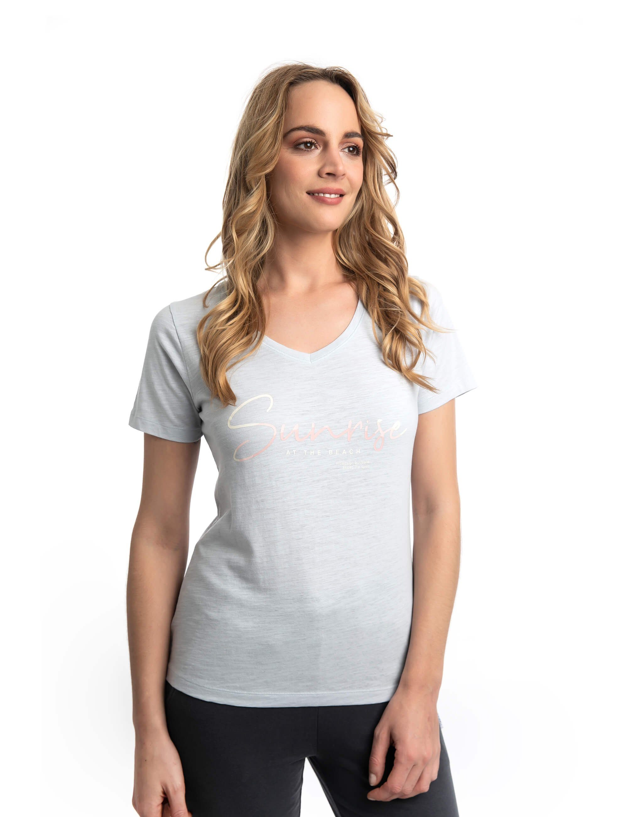 ROADSIGN australia T-Shirt Sunrise (1, 1-tlg., 1) mit V-Ausschnitt & Frontprint, 100 % Baumwolle. € 12,99