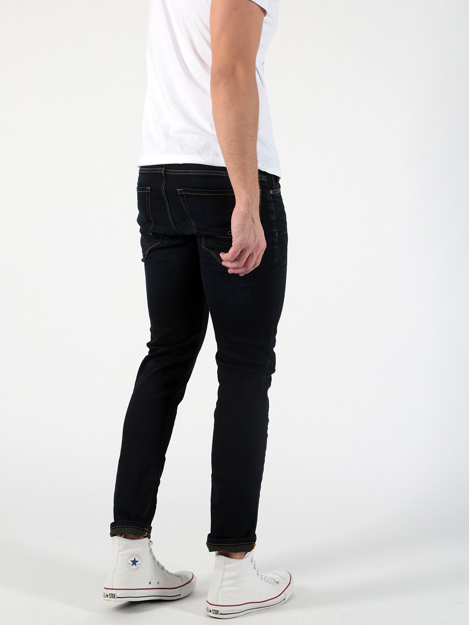 Miracle 5-Pocket-Style Blue Regular-fit-Jeans Denim Ricardo of Snowlake