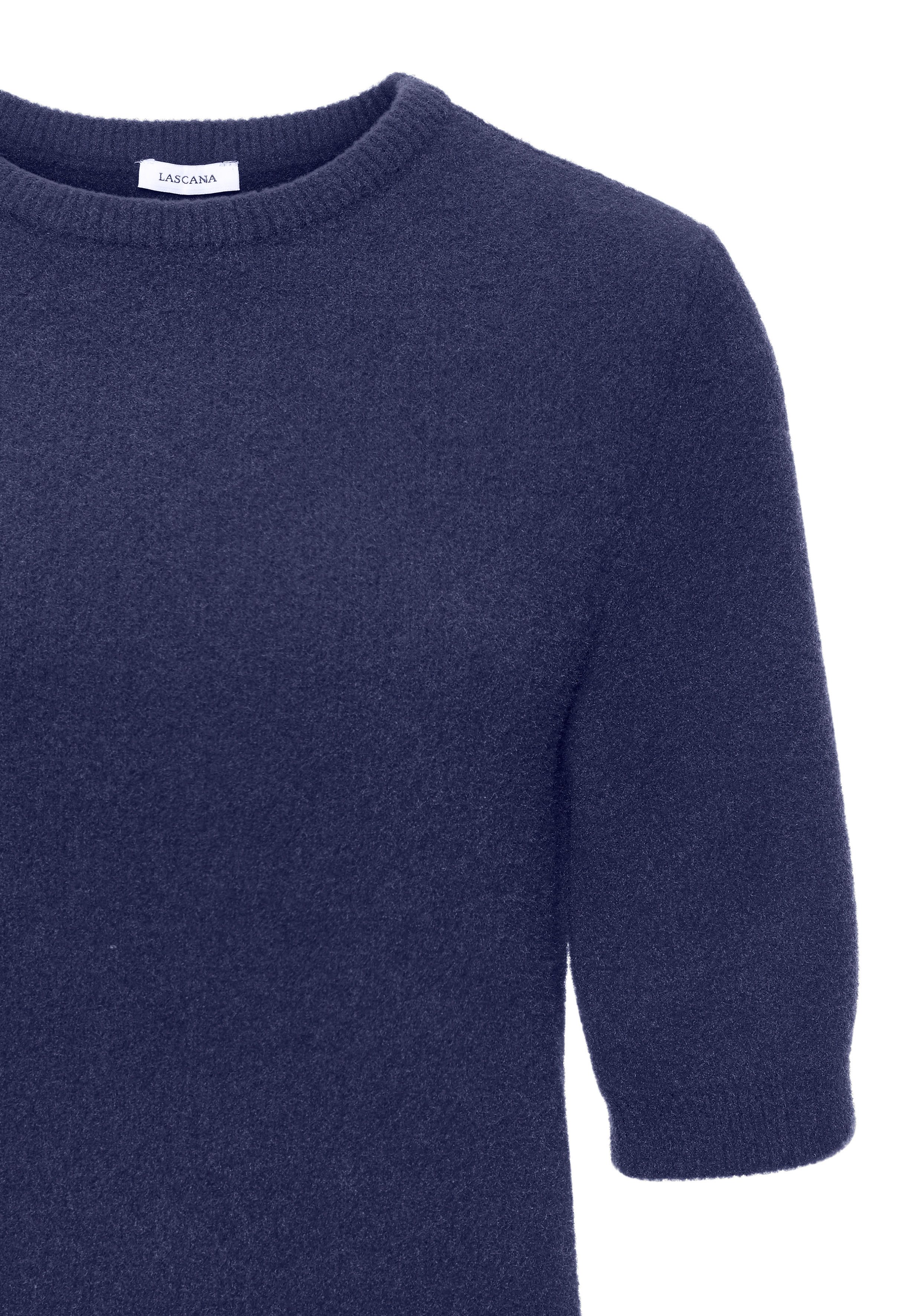 Kurzarmpullover mit figurnahem Schnitt aus weichem Strick