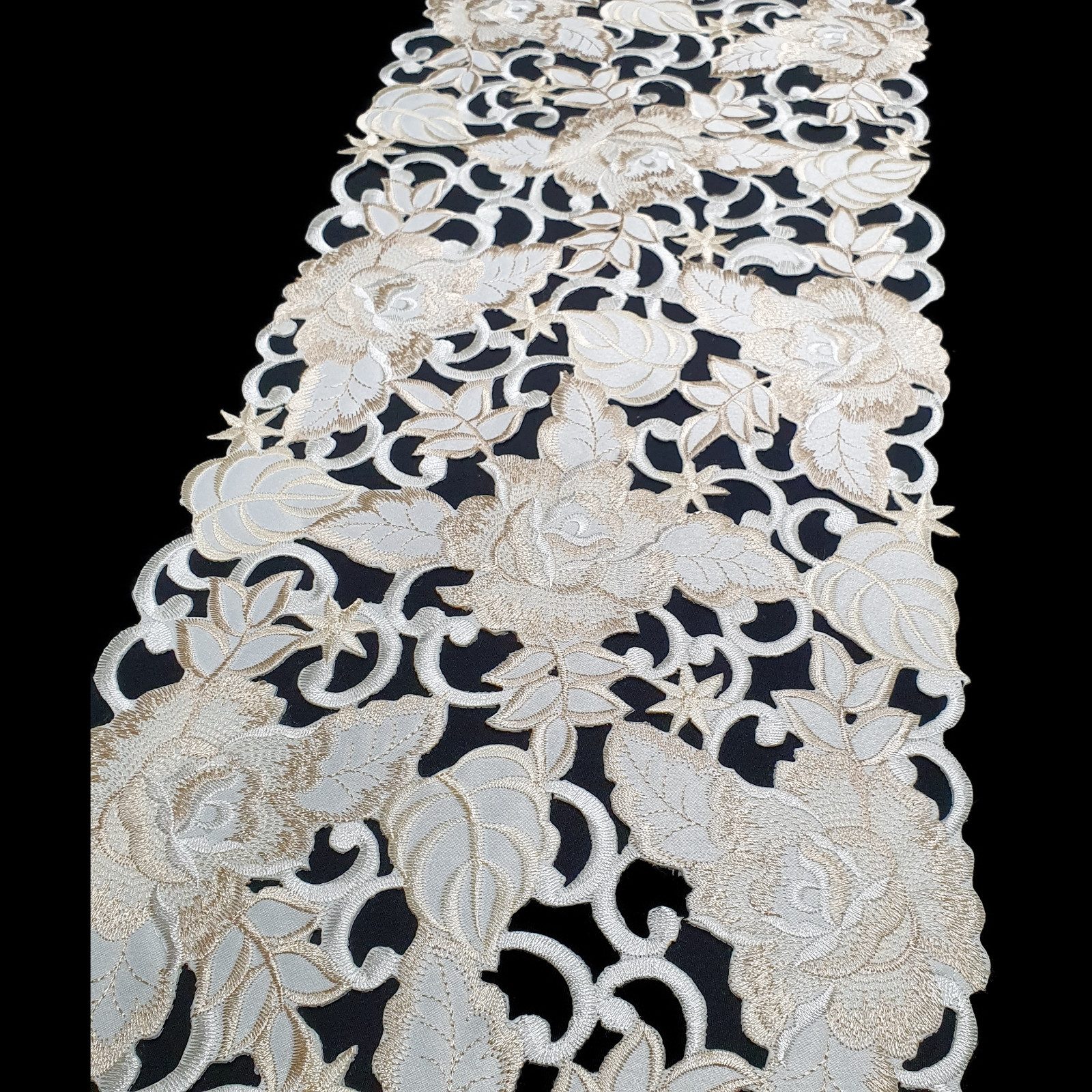 Stoffschmiede Tischläufer / Bestickt / 28x160cm günstig online kaufen