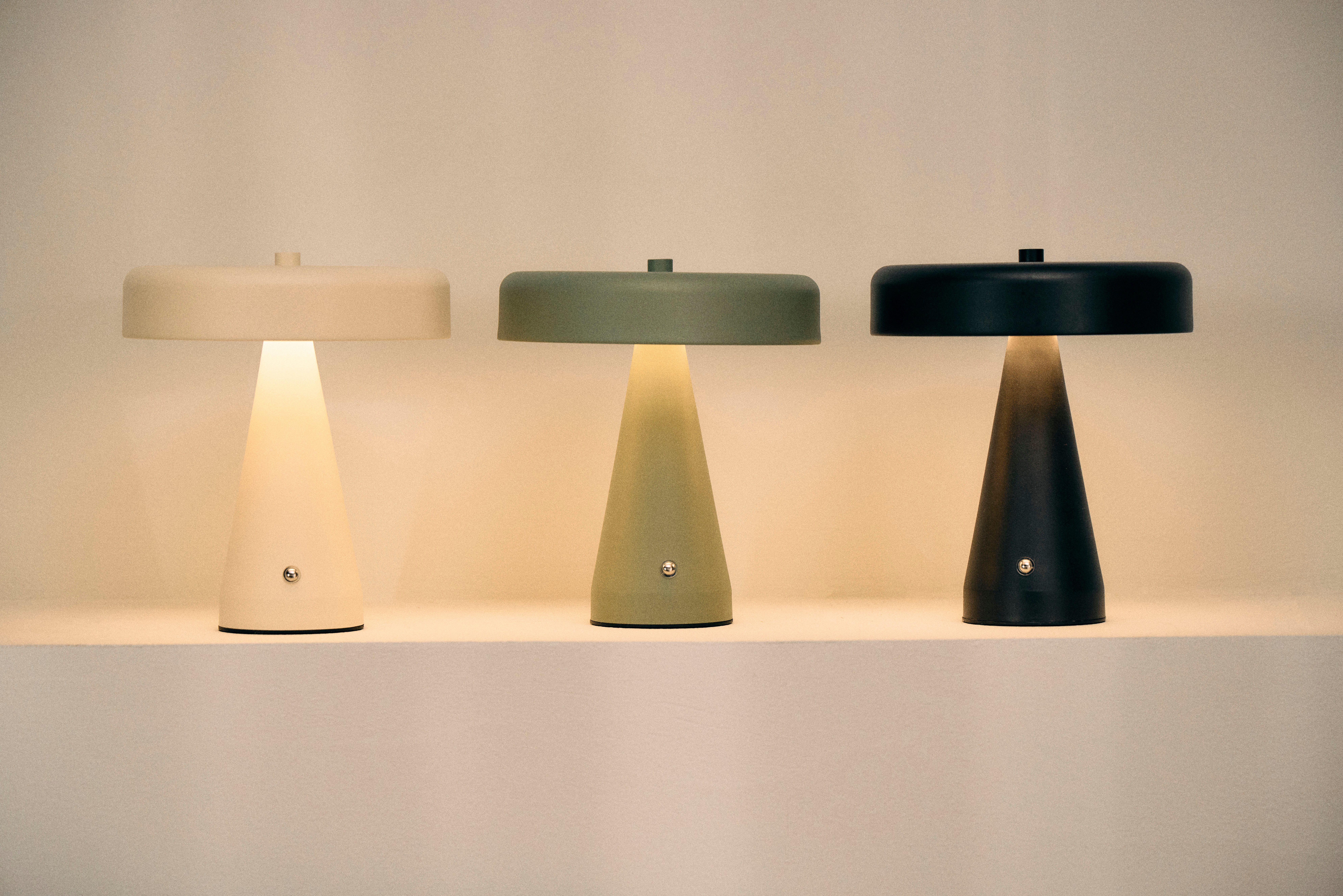 homsy by Ana Johnson LED Tischleuchte NORVA Akkutischleuchte, Dimmfunktion, Ein-/Ausschalter, Farbsteuerung, USB-Anschluss mit Ladefunktion, USB-Ladefunktion, mehrere Helligkeitsstufen, LED fest integriert, warmweiß - kaltweiß, Akku-Tischlampe USB-C, CCT, wiederaufladbar, Akku, dimmbar