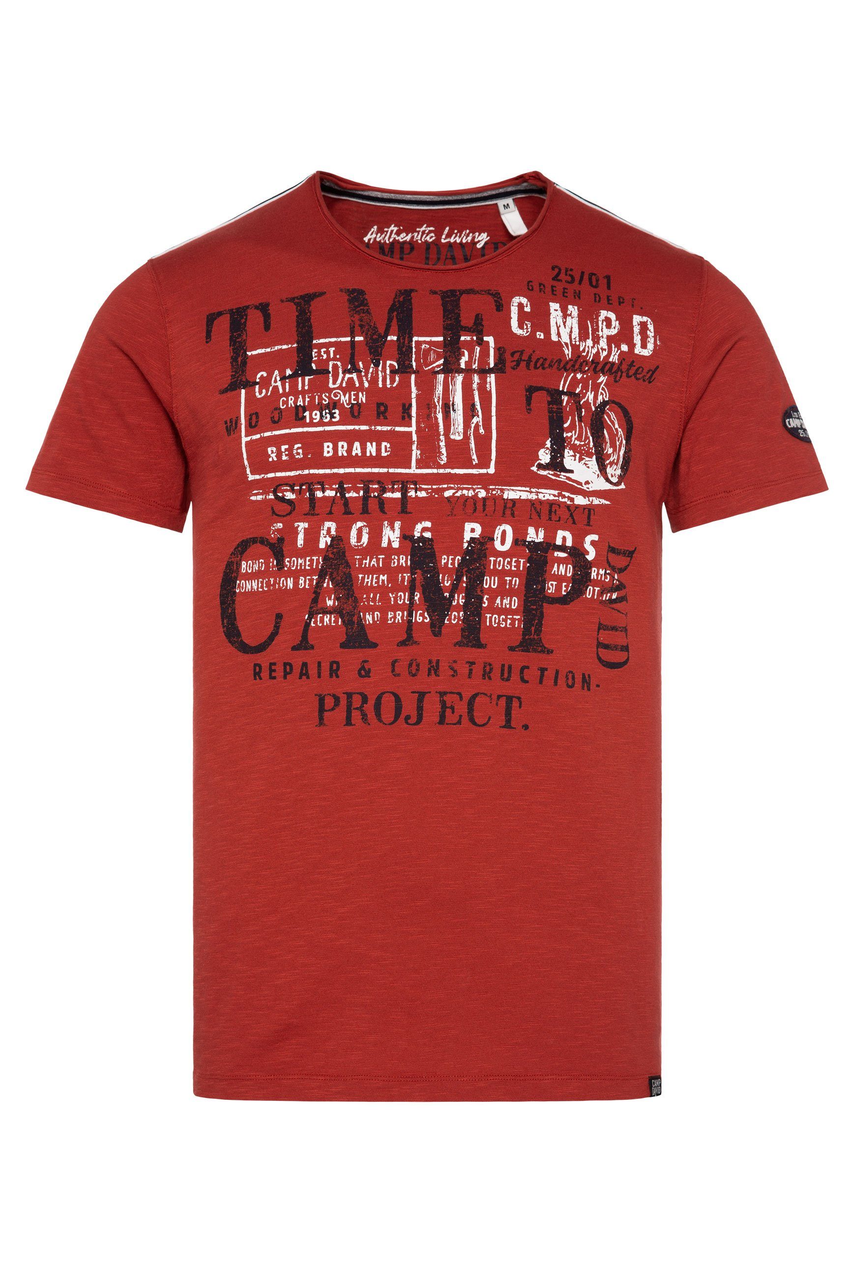 vorne T-Shirt DAVID hinten und CAMP Logoprints red vintage mit