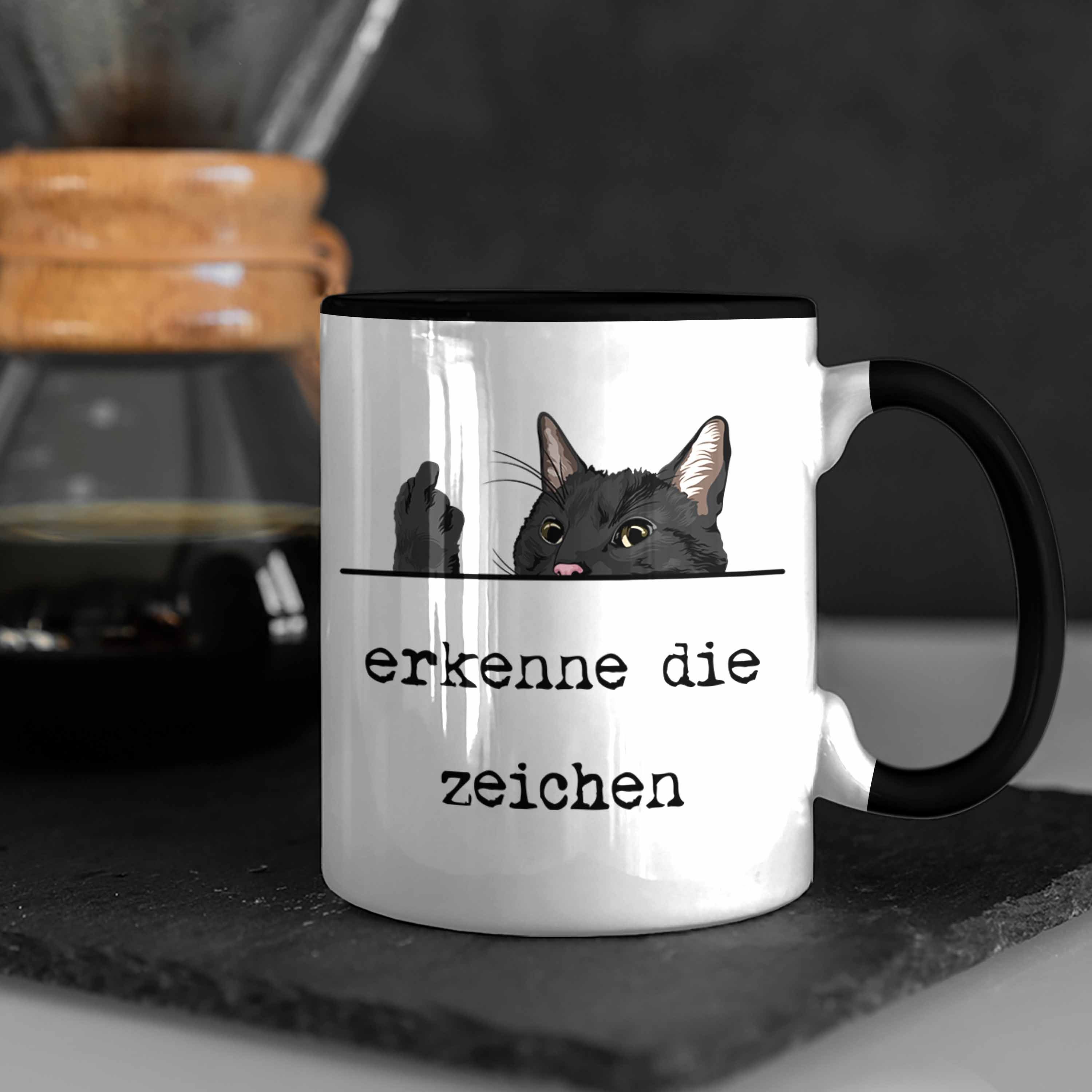 Trendation Tasse Trendation - Frauen Die Geschenk Tasse Kollegin Zeichen Katze für Erkenne Schwarz Mittelfinger Katzenliebhaber