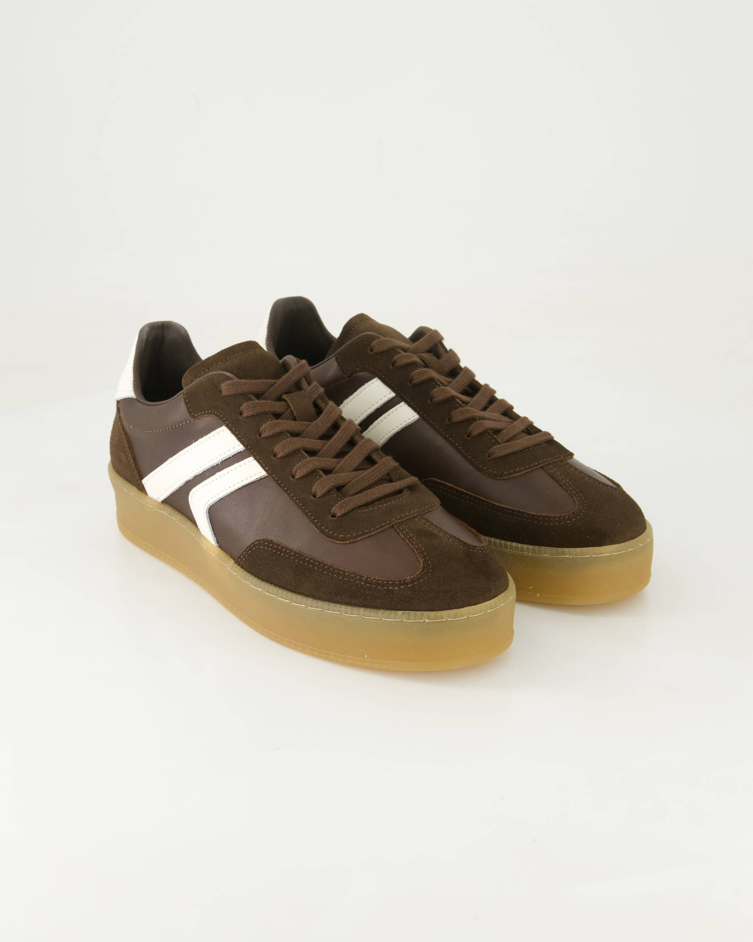 8878-18 Sneaker