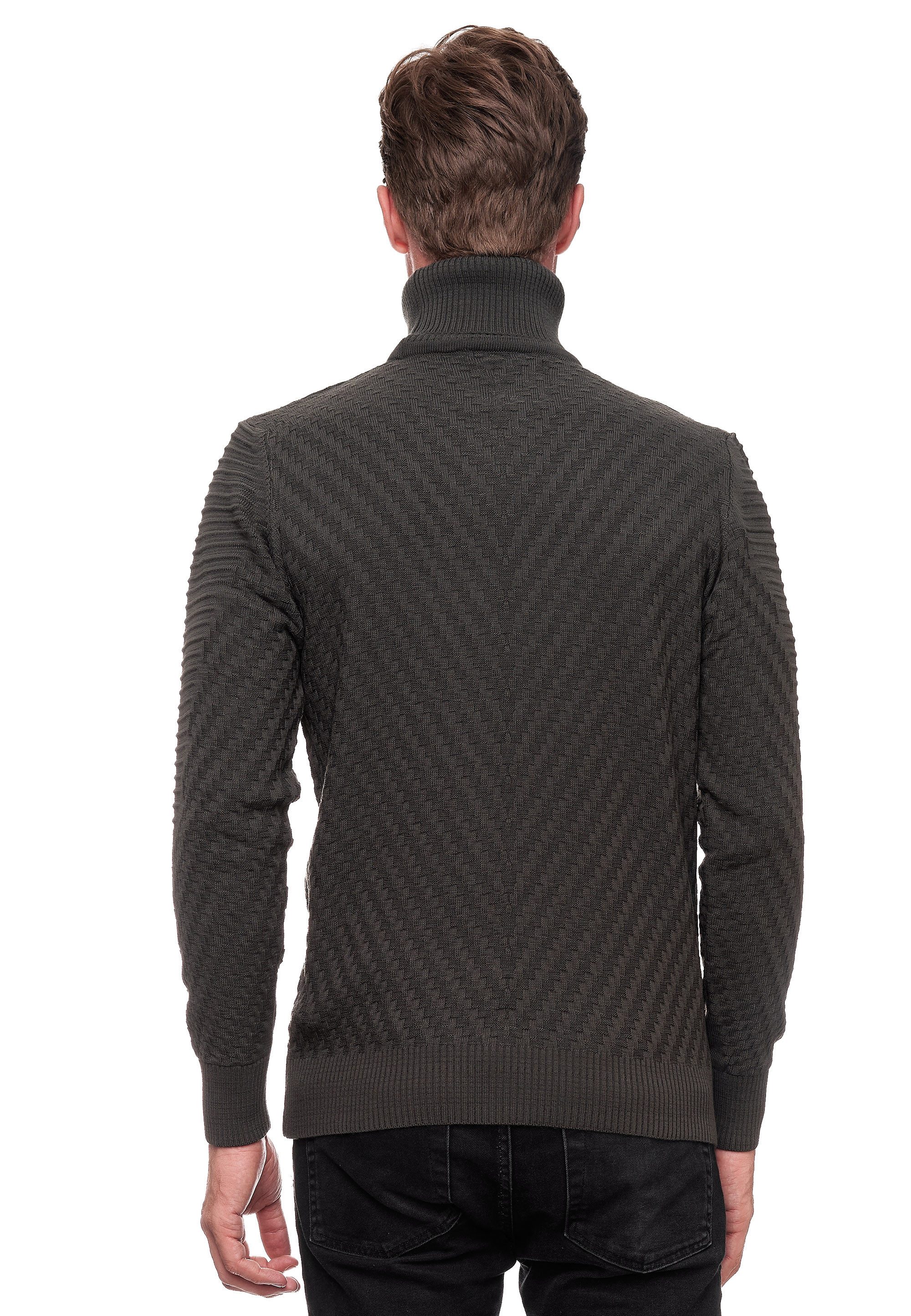 Rusty Neal Rollkragenpullover in stilvollem Feinstrick