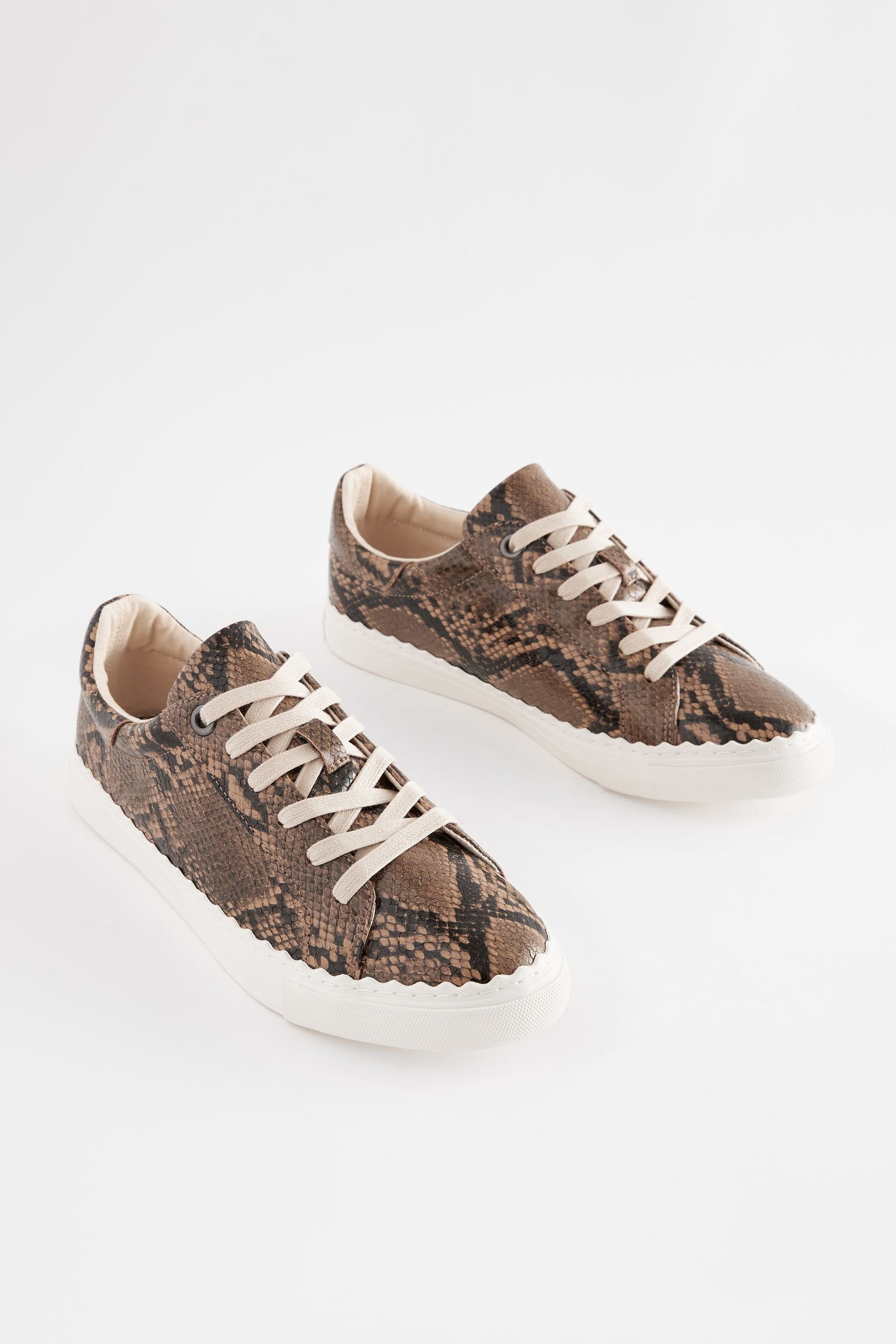 Next Forever Brown Sohle Schnürsneaker gebogter Sneaker mit (1-tlg) Comfort®