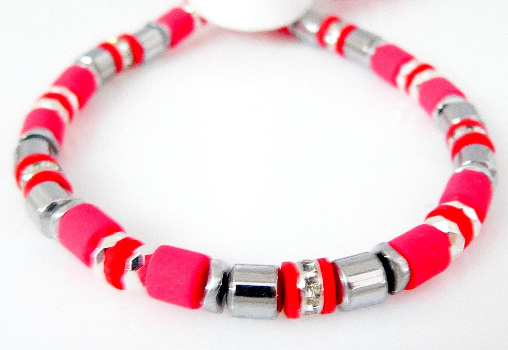 traumschmuck Perlenarmband 605d Armband Walzen Tube rot silberfarbener Hämatit Strass (Geschenk, Muttertag, Weihnachten, Geburtstag, Valentinstag, incl. Schmuckbox), handgefertigt, Made in Germany