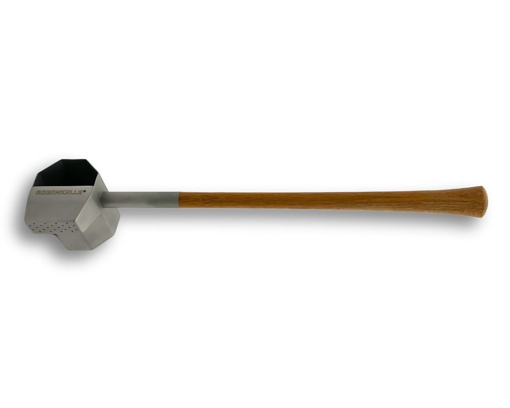 Saunagut Schöpfkelle Regenkelle® klein 330 ml mit Griff aus Eiche