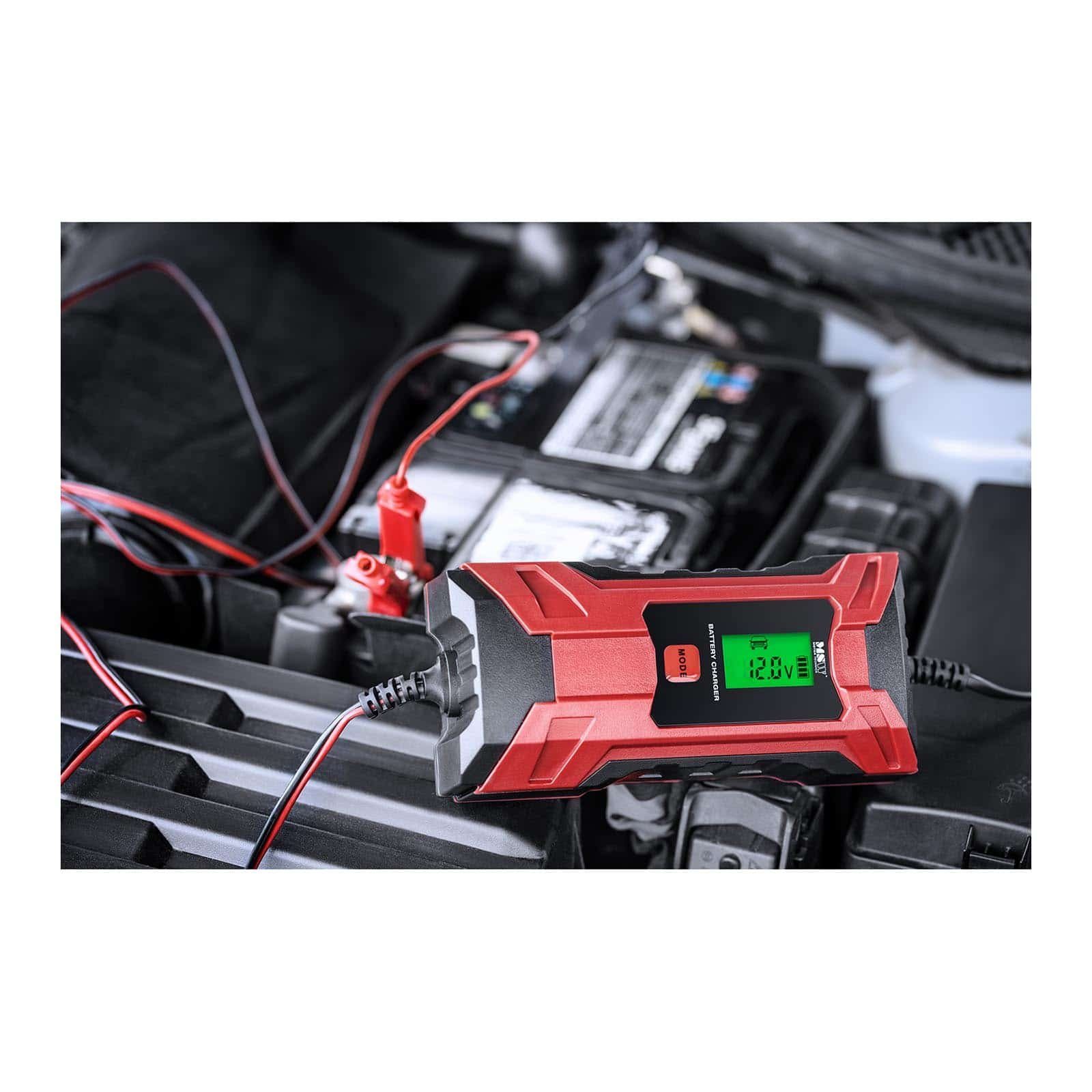 MSW Auto Ladegerät Batterieladegerät Pkw 6V/2A Schnellladen LCD 12V/4A Autobatterie-Ladegerät Kfz