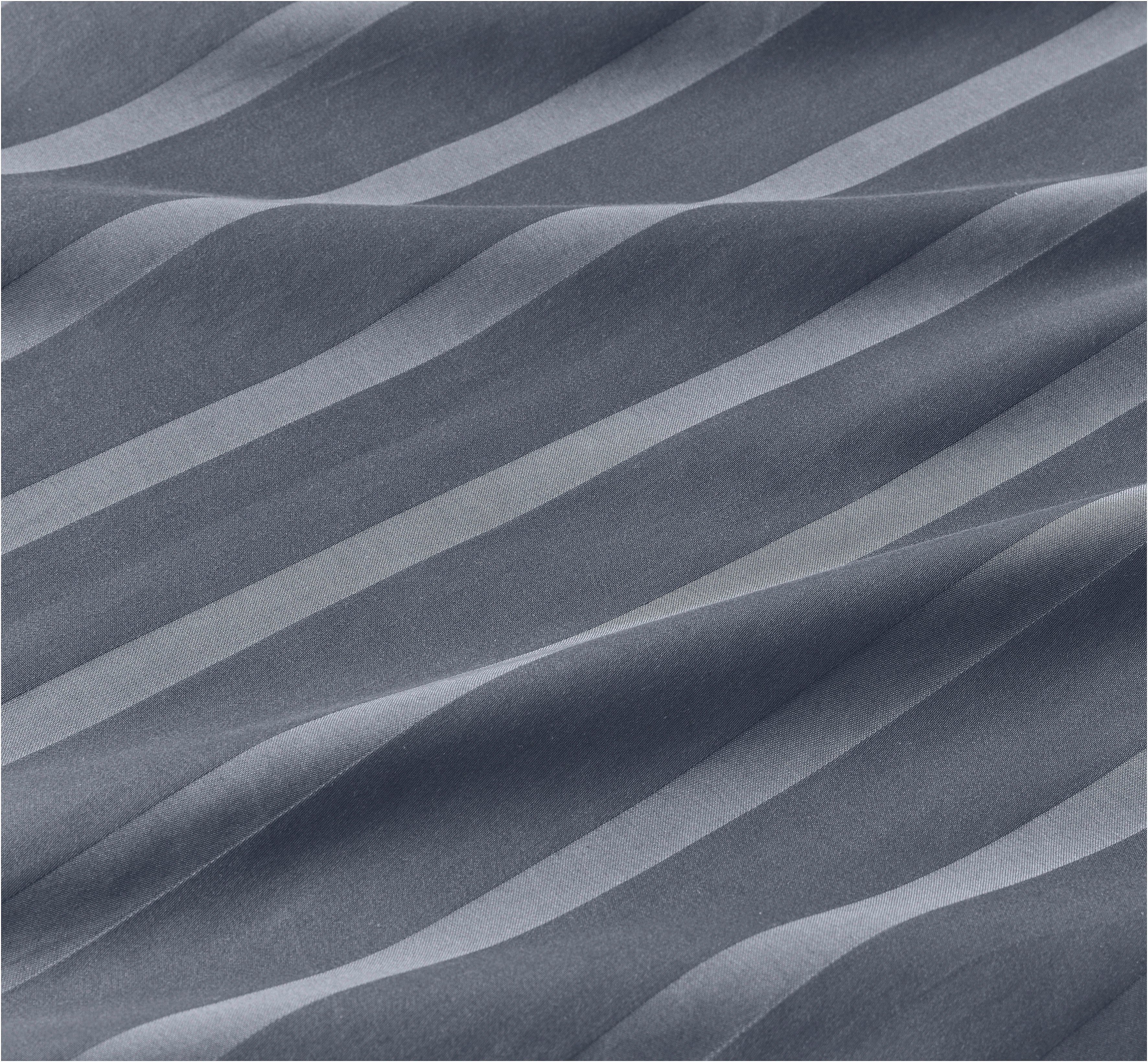 LeGer Home by Lena Gercke Bettwäsche Leonore, Mako-Satin, 2 teilig, Mako-Satin Streifen aus 100% Baumwolle, Größe ab 135x200 cm – Bild 4 von 5