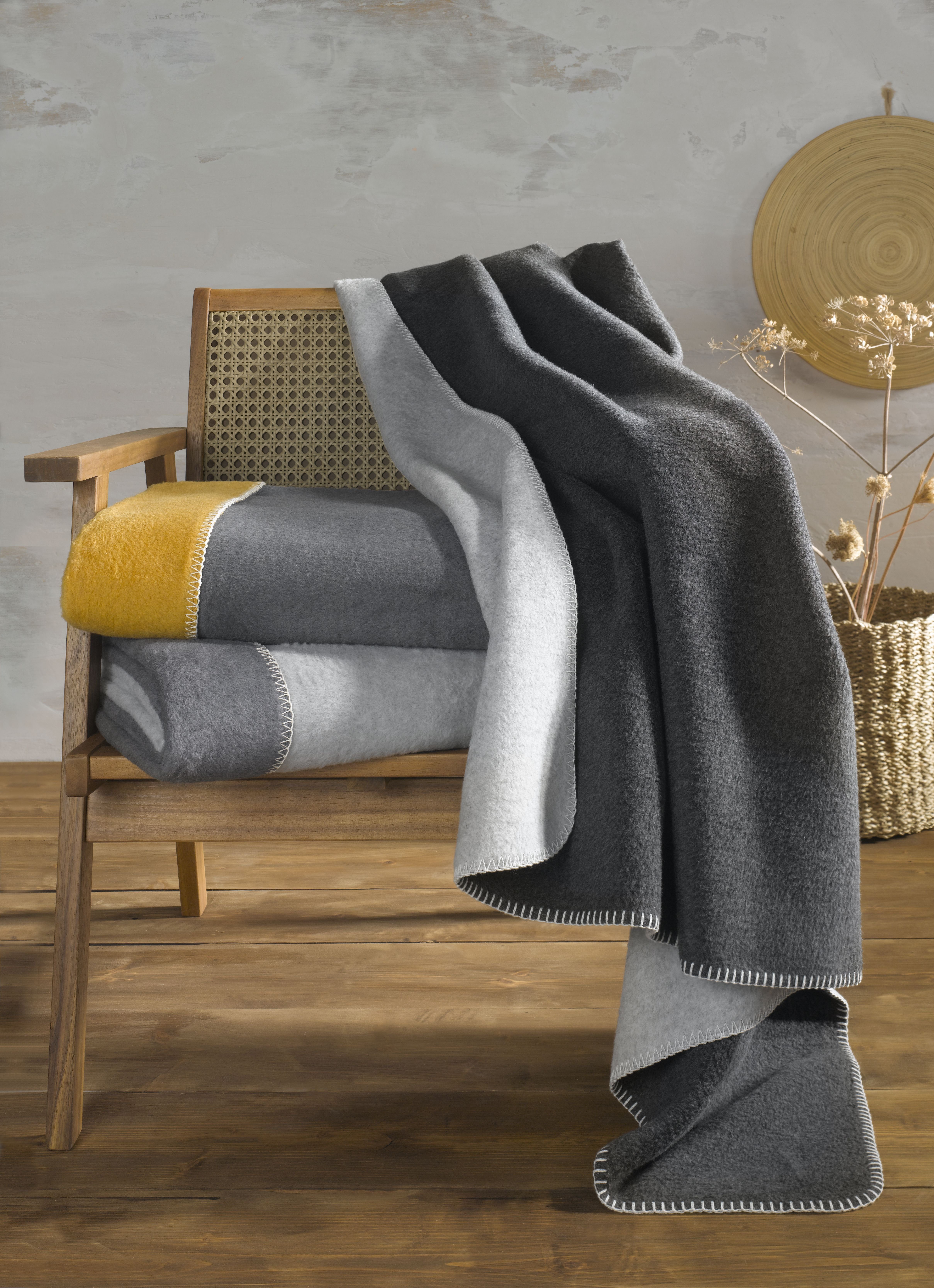 Wohndecke Valencia, Casea, kuschelig weiche Wendedecke, nachhaltig hergeste günstig online kaufen