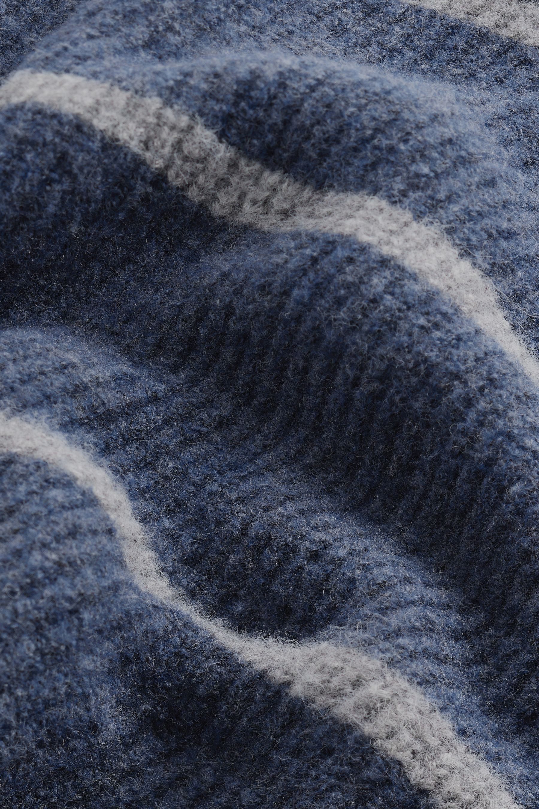 Next Rundhalspullover Regular Fit Rundhalspullover mit Querstreifen (1-tlg)