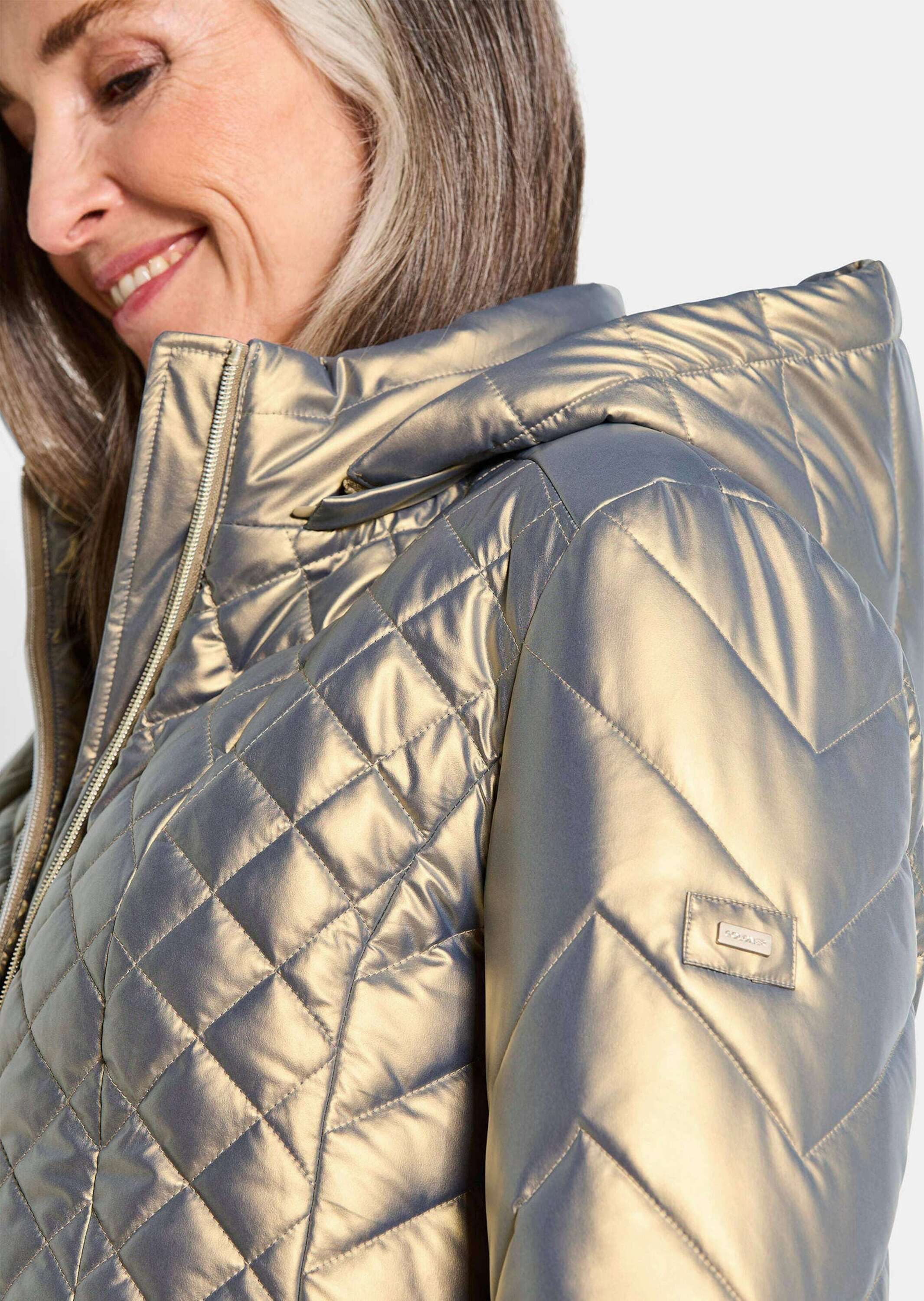 GOLDNER Steppjacke Metallicjacke mit Kapuze Kapuzenjacke mit Stehkragen, Reißverschluss, Taschen und Langarm