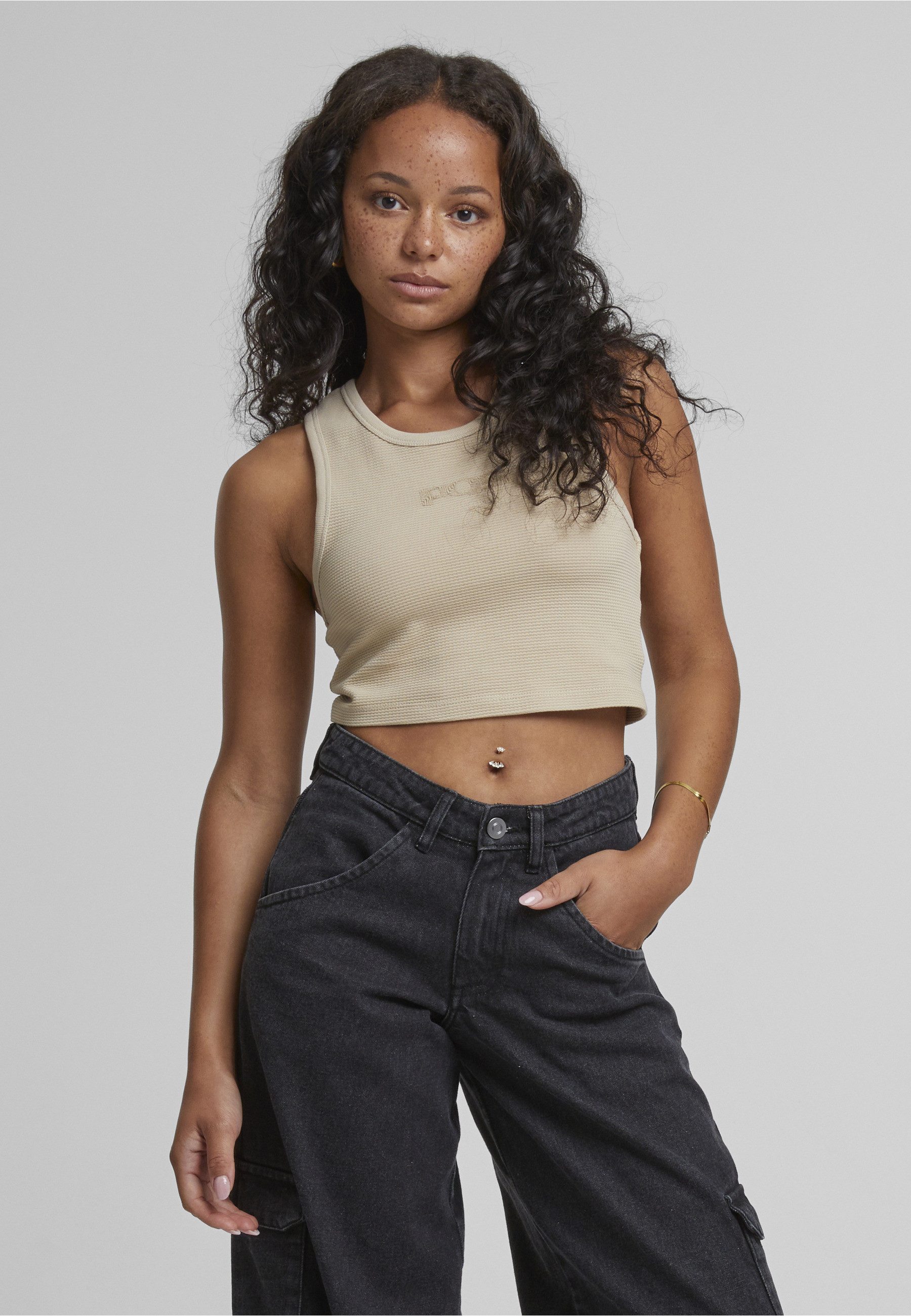 PEQUS T-Shirt PEQUS PEQUS Island Defender Crop Top (1-tlg)