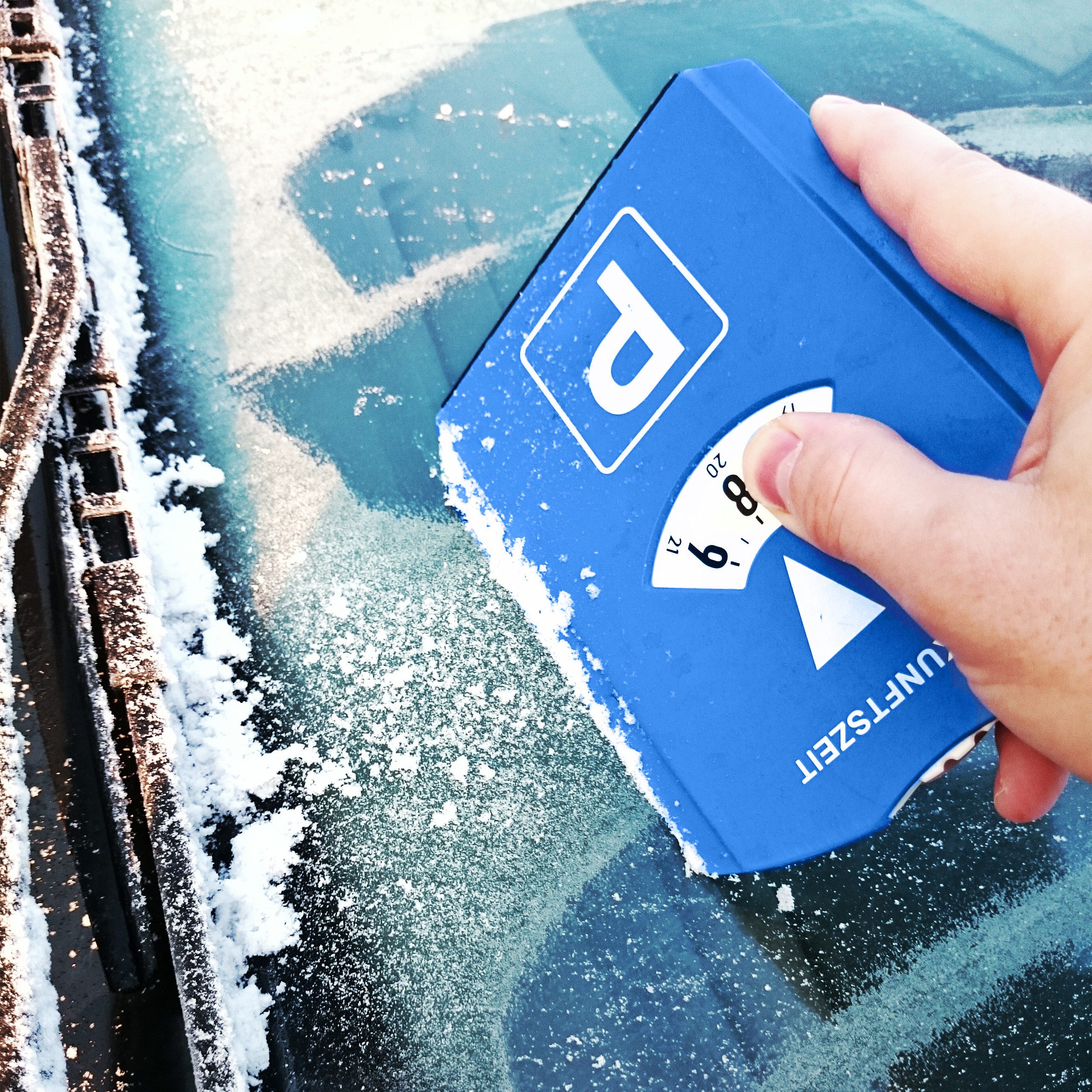 relaxdays Parkscheibe 80 x Parkscheibe mit Eiskratzer