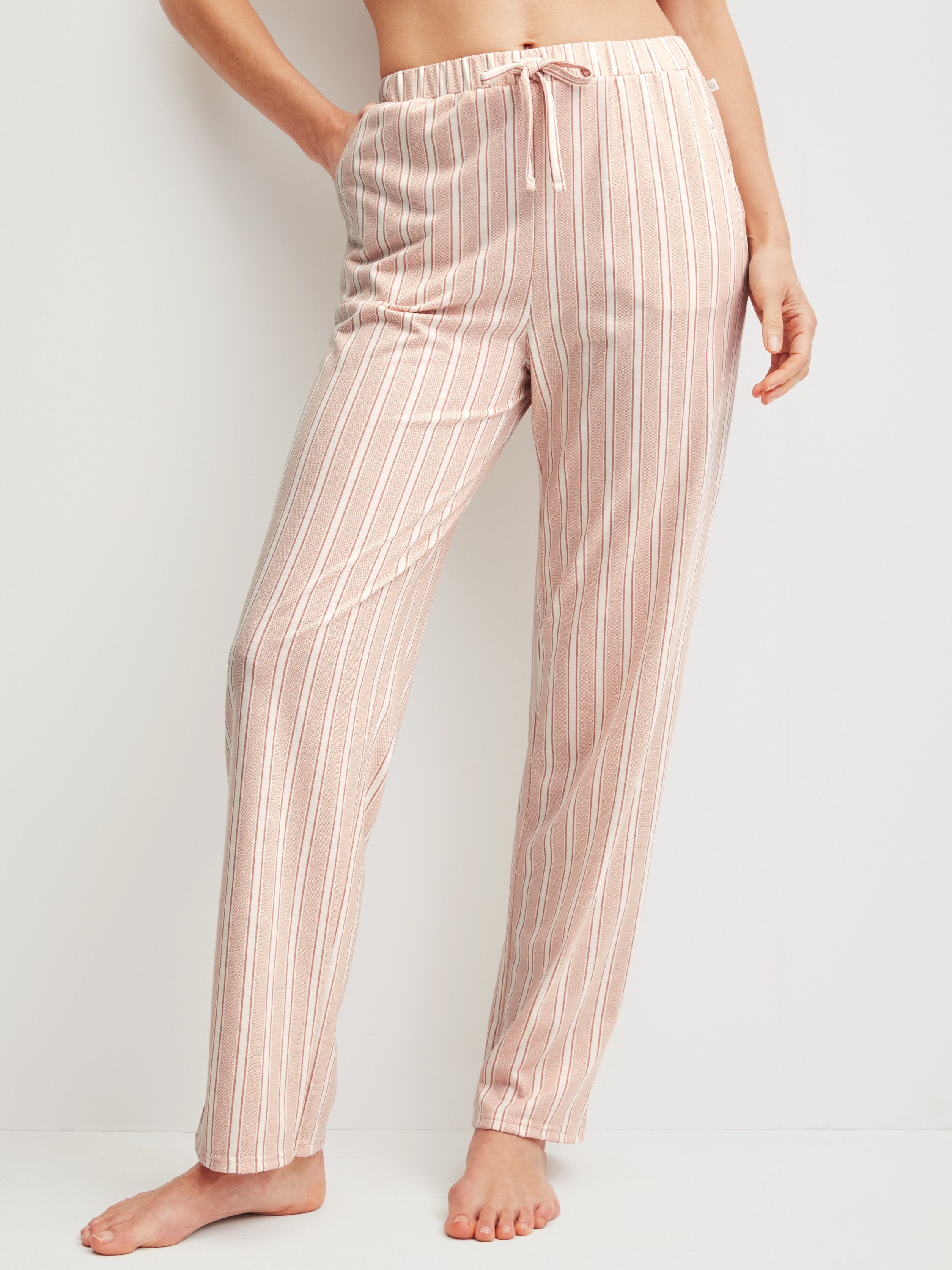 CALIDA Pyjamahose Favourites Arts Damen (1-tlg) weich, atmungsaktiv, elastischer Bund, mit Seitentaschen, pflegeleicht