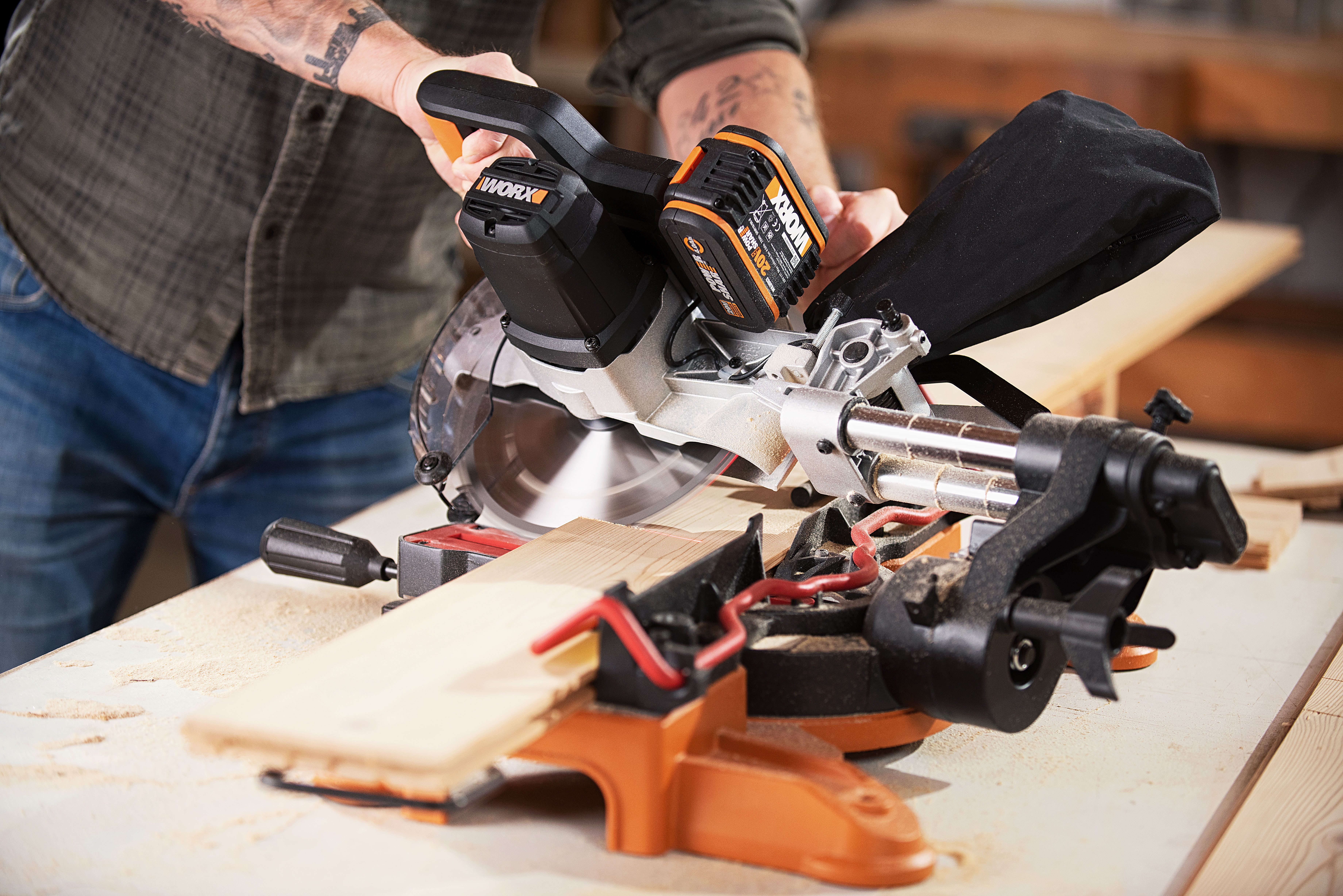 Worx Paneelsäge WX845.9 NITRO, multifunktional, 0-45° Schrägschnitte, ohne Akku & Ladegerät