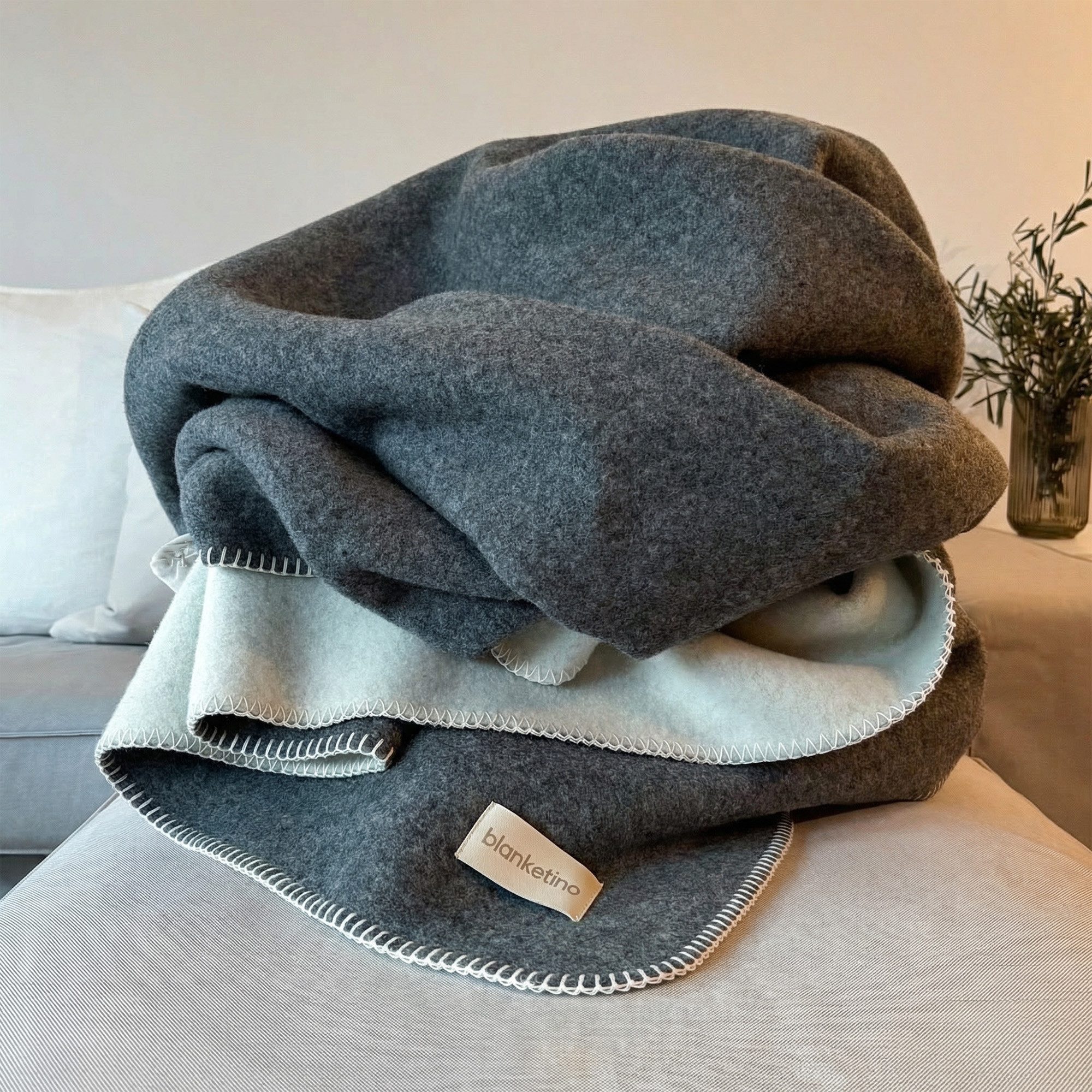 Wolldecke Wolldecke Merino 150x210 cm - 100% Schurwolle, blanketino, Bio Schafe aus Bayern